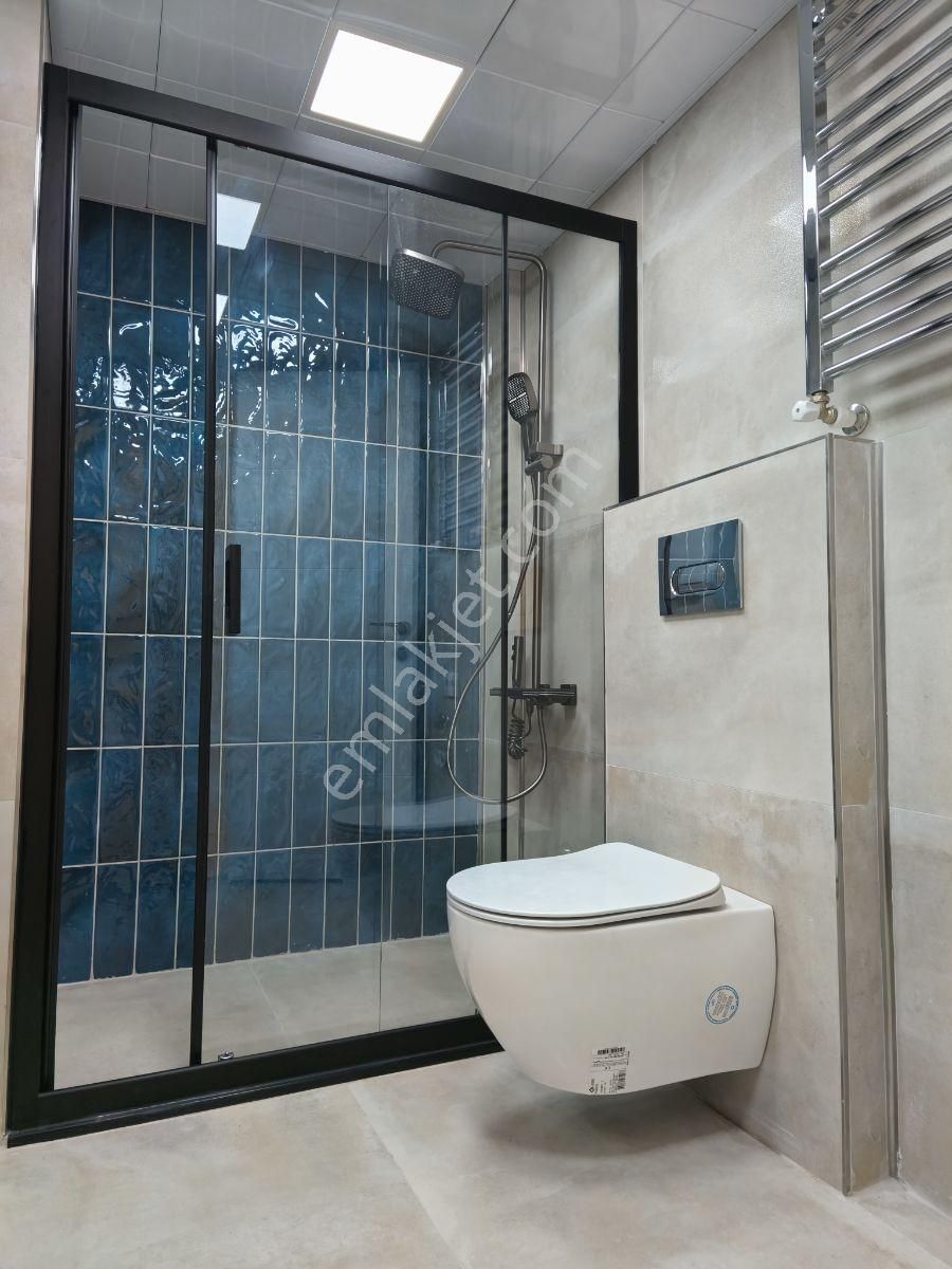 Hatay Cadde Ve Metro Yakını 3+1 Ultra Lüks Yapılı Parkmanzaralı - Görsel 17