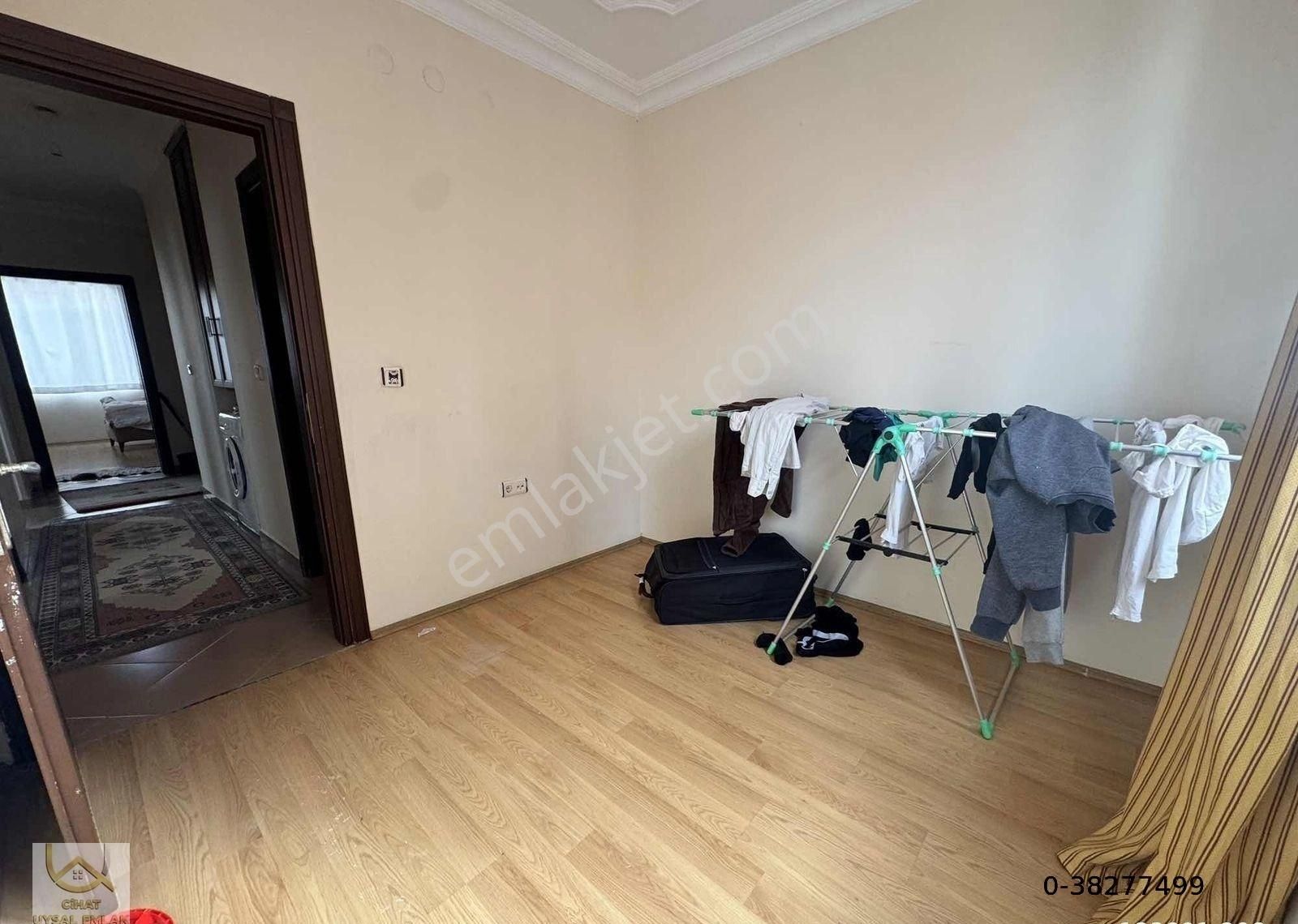 Teomanpaşa Da 2+1 110 M2 Ebeveyn Banyolu Katta Satılık - Görsel 3