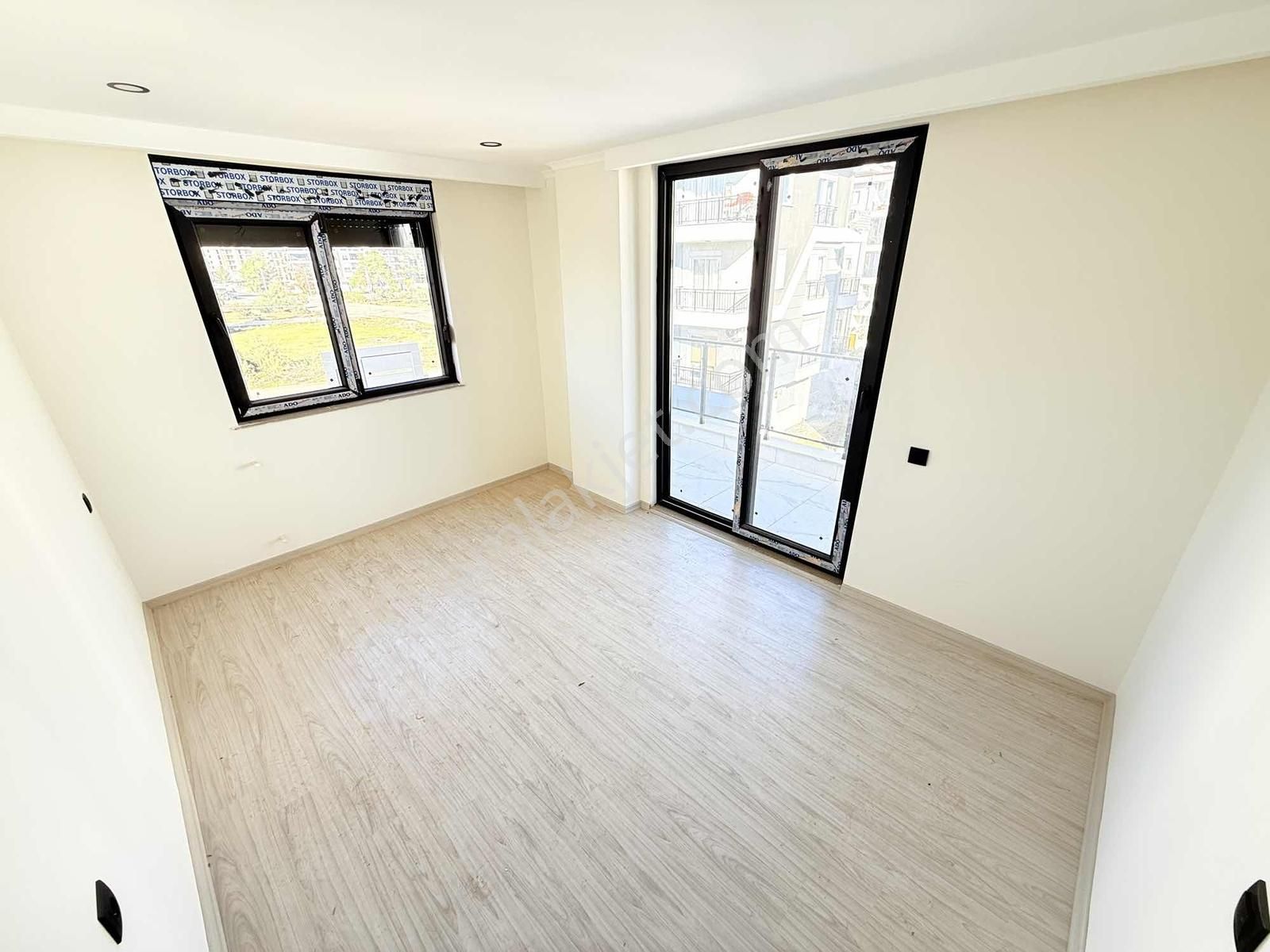 Hem_çok_geniş_hem_çok_ferah_1.5_mılyon_kredılı_çift_balkon_sıfır - Görsel 3