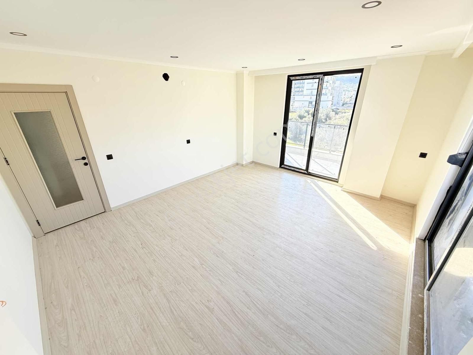 Hem_çok_geniş_hem_çok_ferah_1.5_mılyon_kredılı_çift_balkon_sıfır - Görsel 2