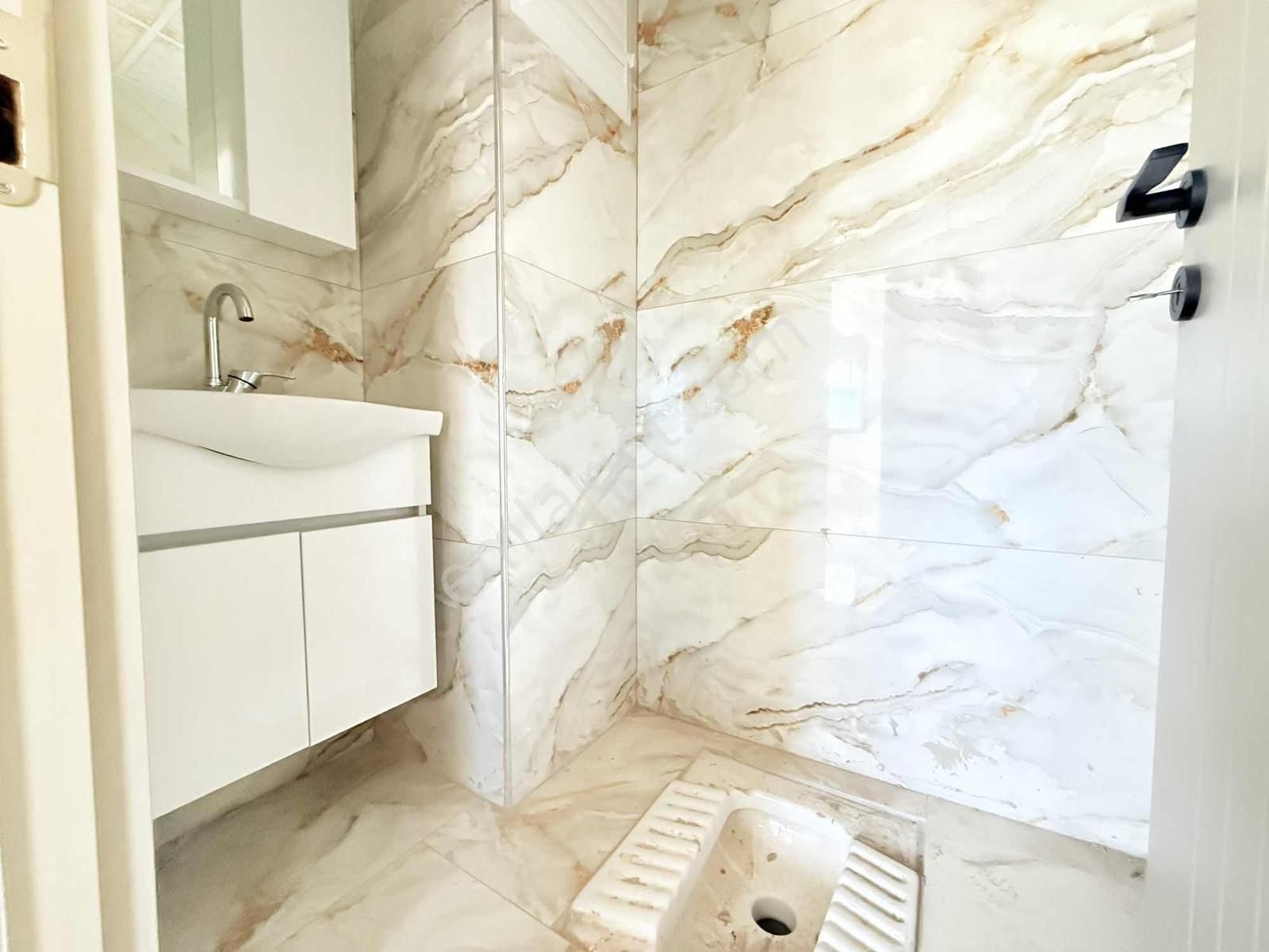 Hem_çok_geniş_hem_çok_ferah_1.5_mılyon_kredılı_çift_balkon_sıfır - Görsel 13