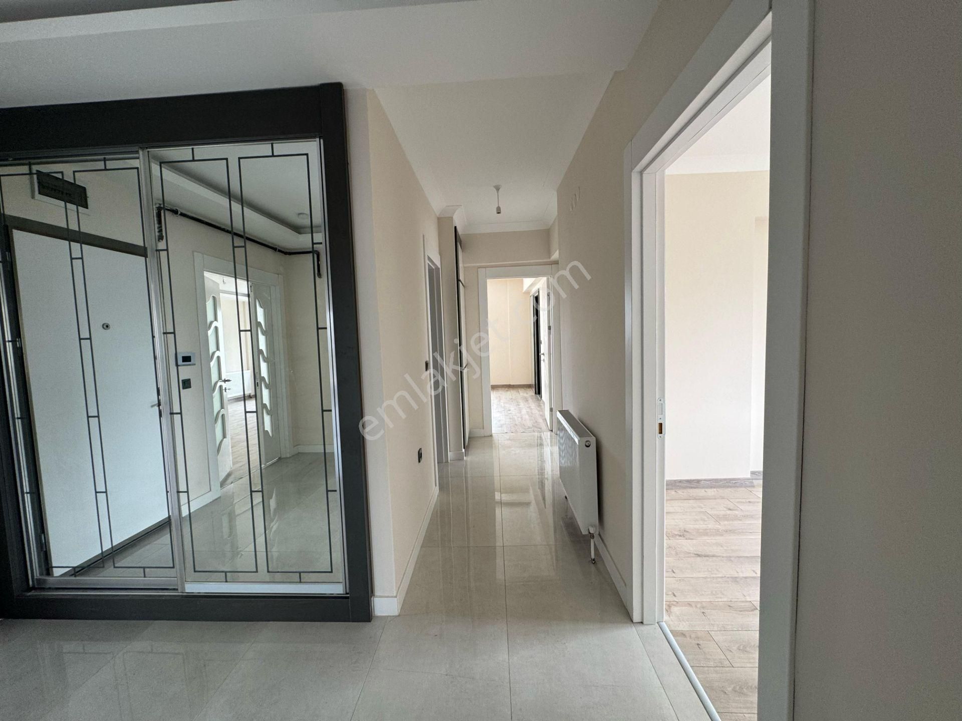 Irmak Emlak- Bağlıca Satılık Merkezde K.otoparklı 4+1 Daire - Görsel 13