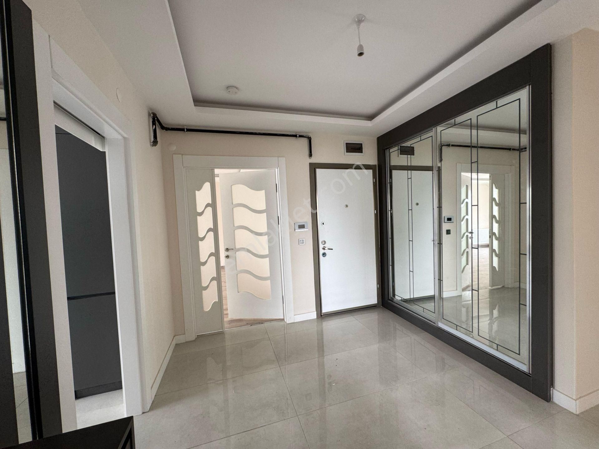 Irmak Emlak- Bağlıca Satılık Merkezde K.otoparklı 4+1 Daire - Görsel 12