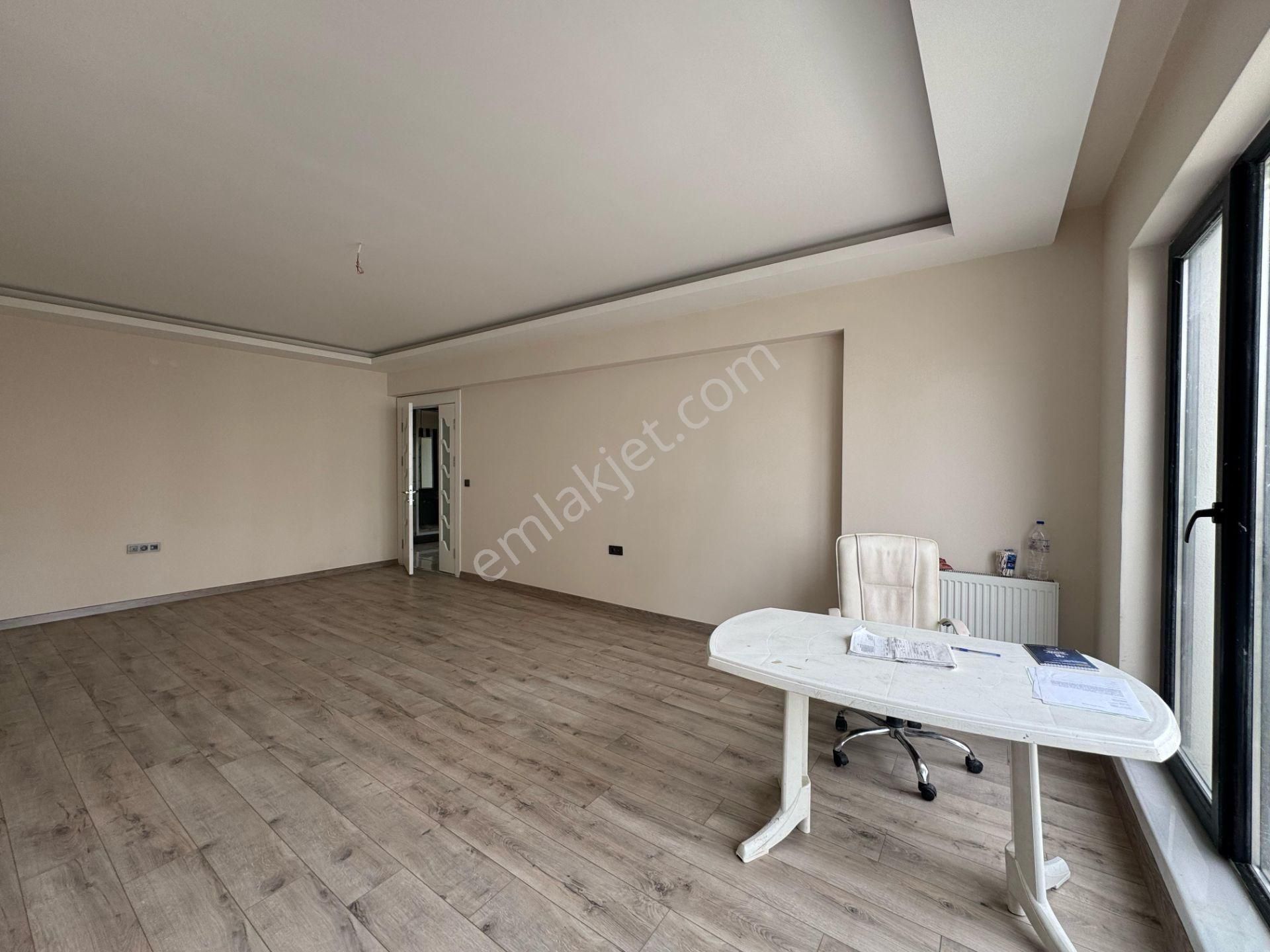 Irmak Emlak- Bağlıca Satılık Merkezde K.otoparklı 4+1 Daire - Görsel 10