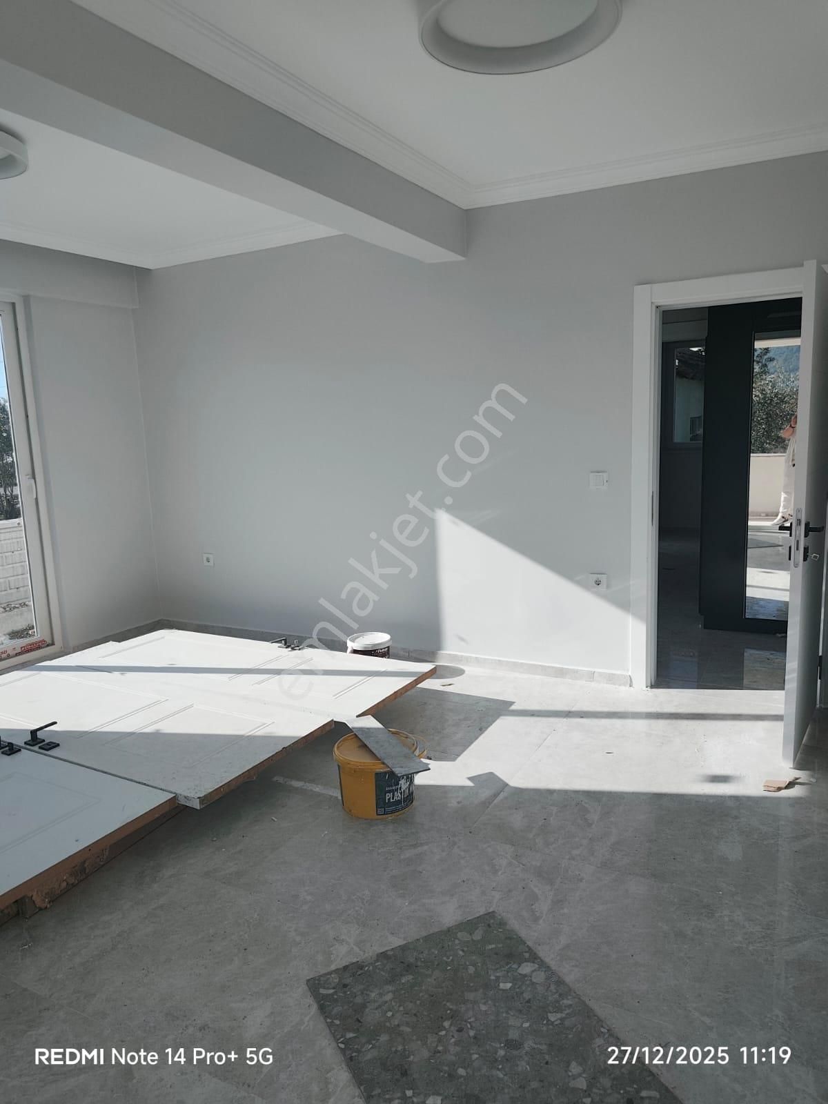 Muğla Dalaman Söğütlüyurt Mahallesinde Geniş, Lüks Ve Bahçe Kullanımlı 2+1 Daire - Görsel 8