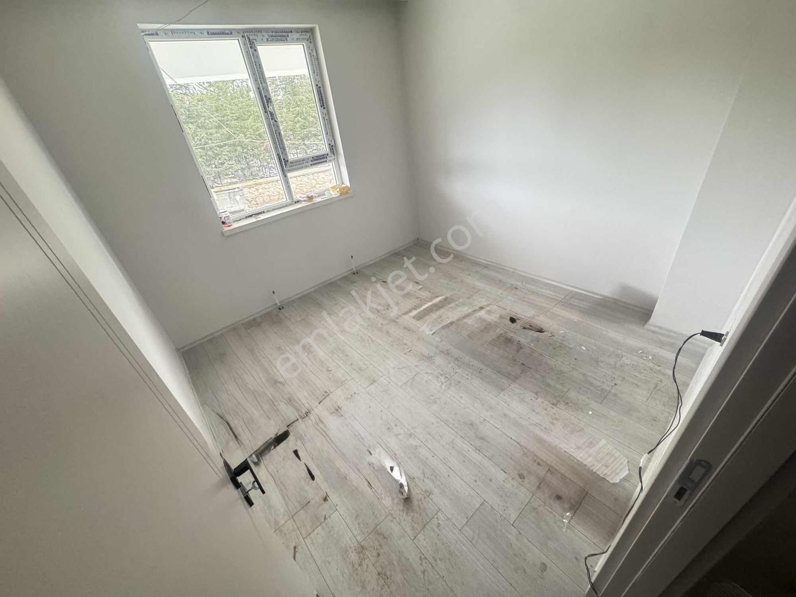 Lider Yatırım'dan 3+1 Kat Konumlu Y,giriş Ön Cephe Sıfır Daire ! - Görsel 7