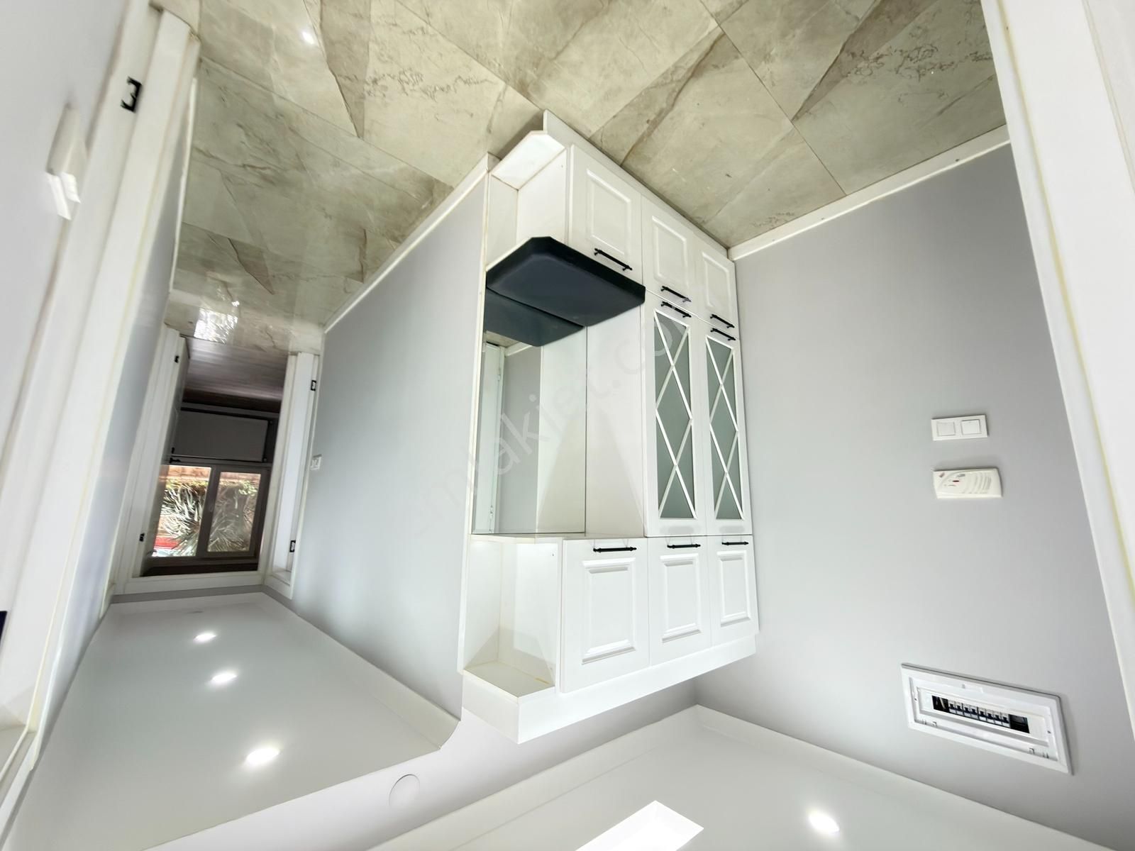 █ Konfor █ Sahilde Minibüse 5. Bina, Balkonlu Lüks Fırsat 2+1 - Görsel 18