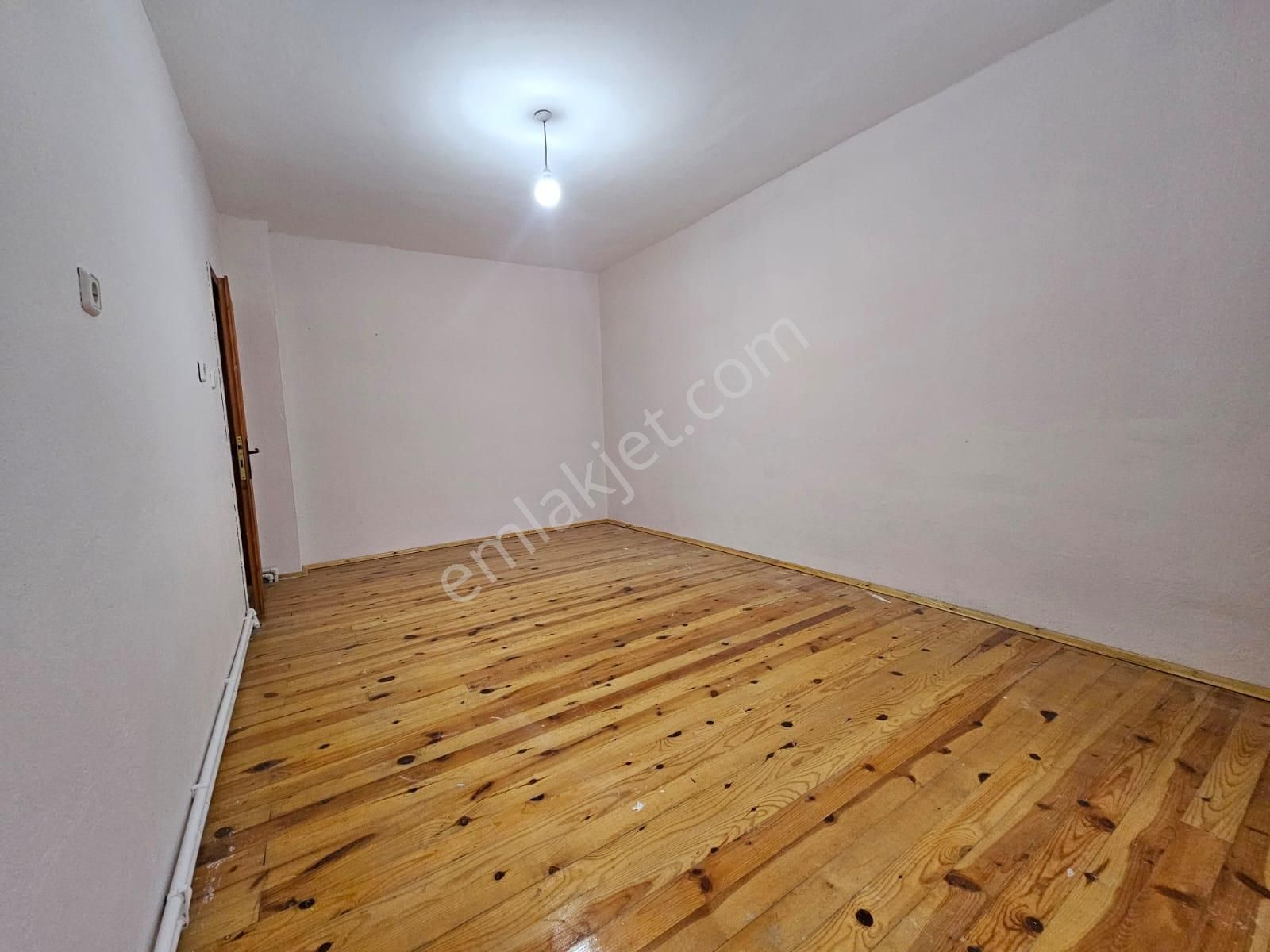 Bolu Gerede İlçe Merkezinde Geniş Kullanışlı 3+1 Daire - Görsel 25