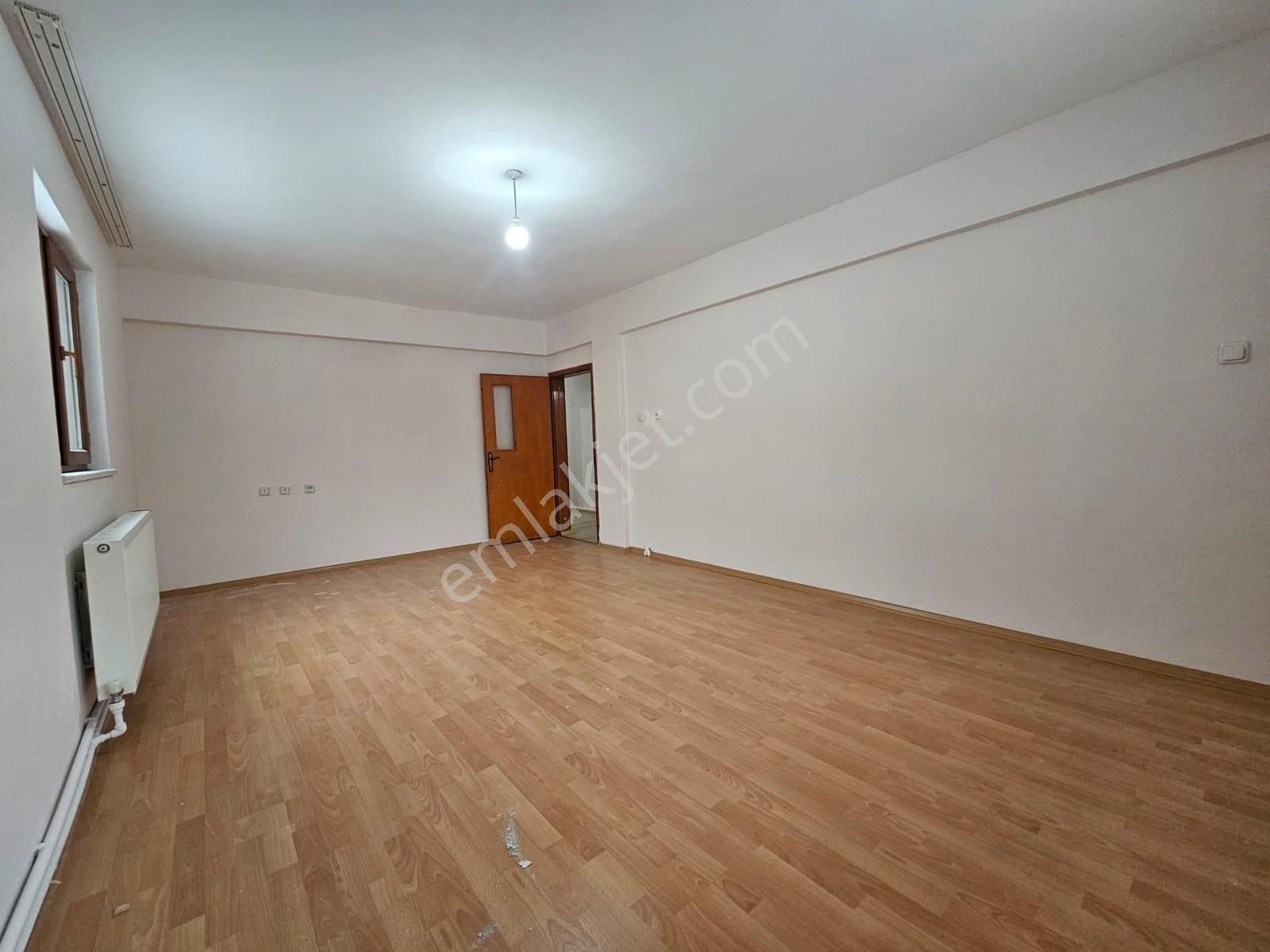 Bolu Gerede İlçe Merkezinde Geniş Kullanışlı 3+1 Daire - Görsel 6