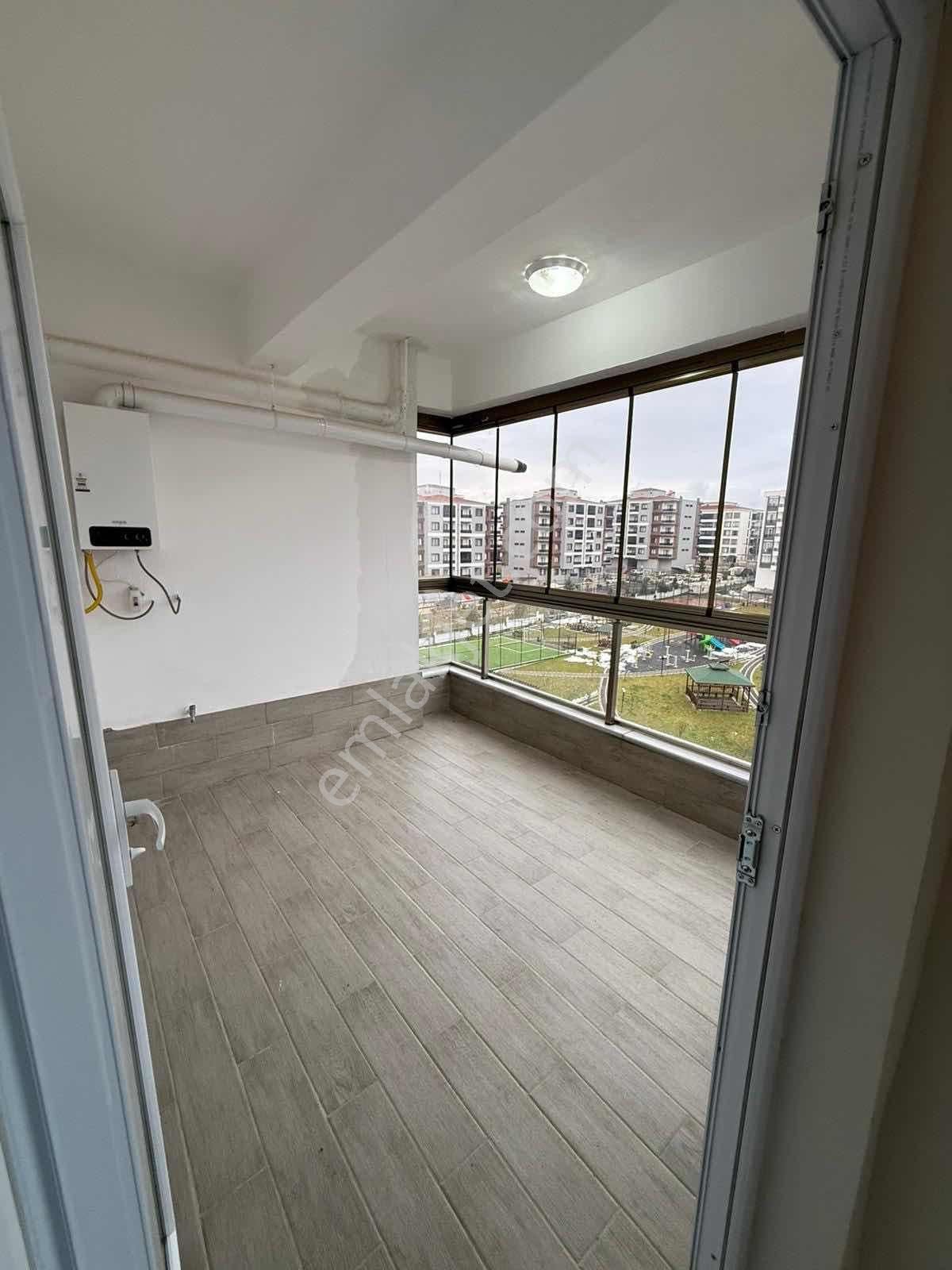 Teknokentte Sıfır Kiralık 2+1 Fırsatı - Görsel 5