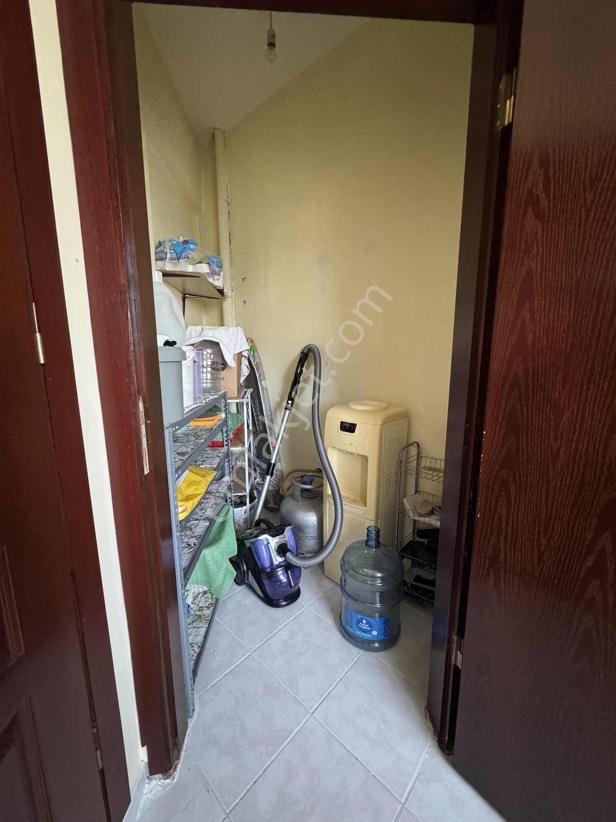 Denize Yakın Site İçi Ayrı Mutfaklı 3+1 Satılık Eşyasız Daire - Görsel 2