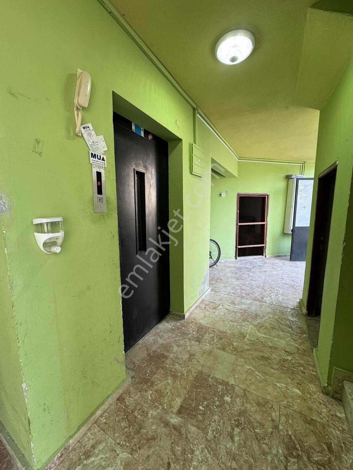 Denize Yakın Site İçi Ayrı Mutfaklı 3+1 Satılık Eşyasız Daire - Görsel 20