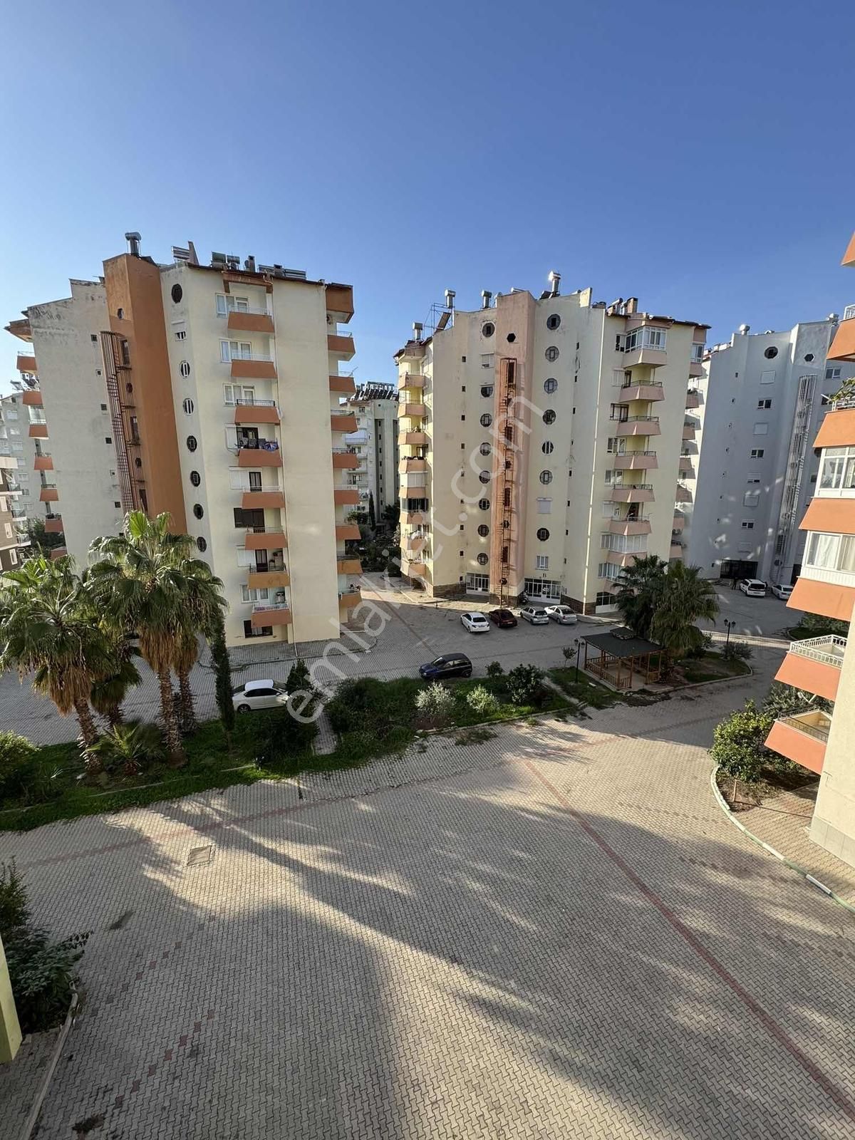 Denize Yakın Site İçi Ayrı Mutfaklı 3+1 Satılık Eşyasız Daire - Görsel 16