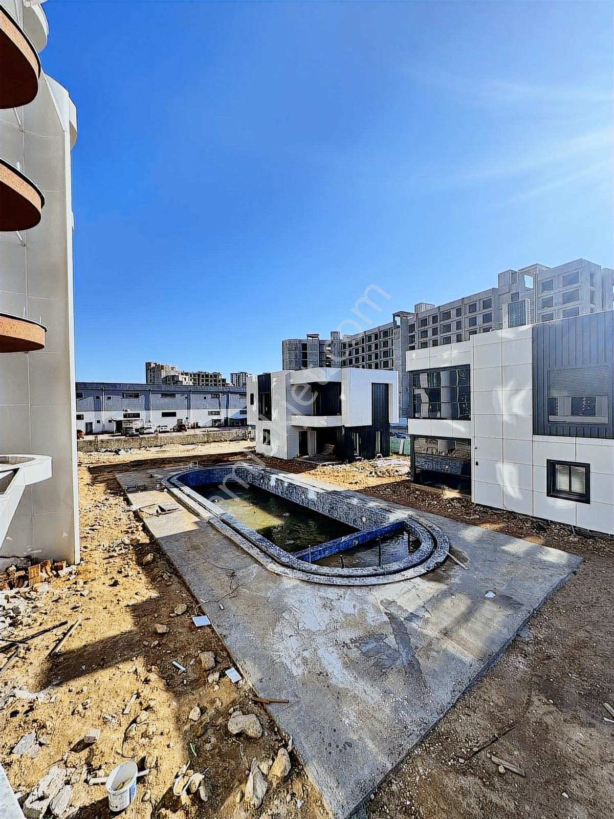 Altıntaş Site İçerisinde 2+1 Satılık Daiere