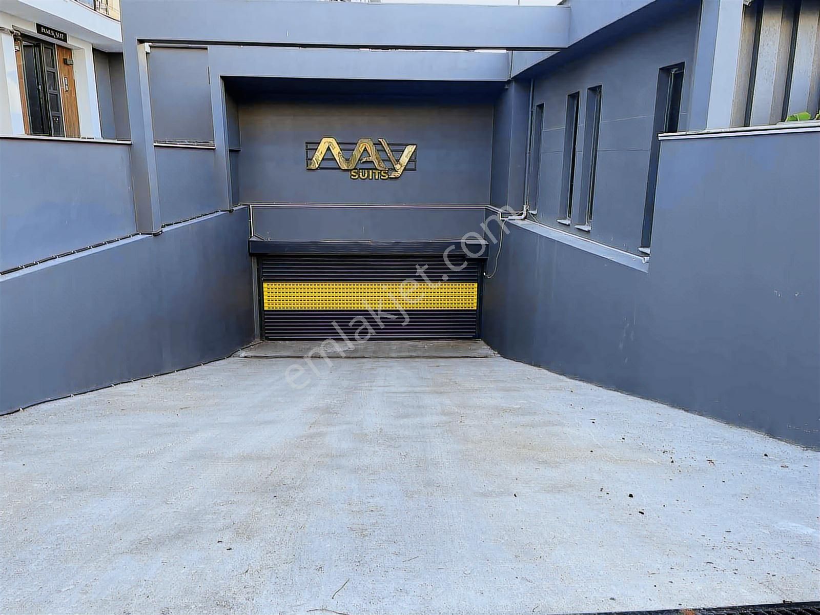 Kuşadası My Suits'te Havuz Cepheli 2+1 Daire - Görsel 4