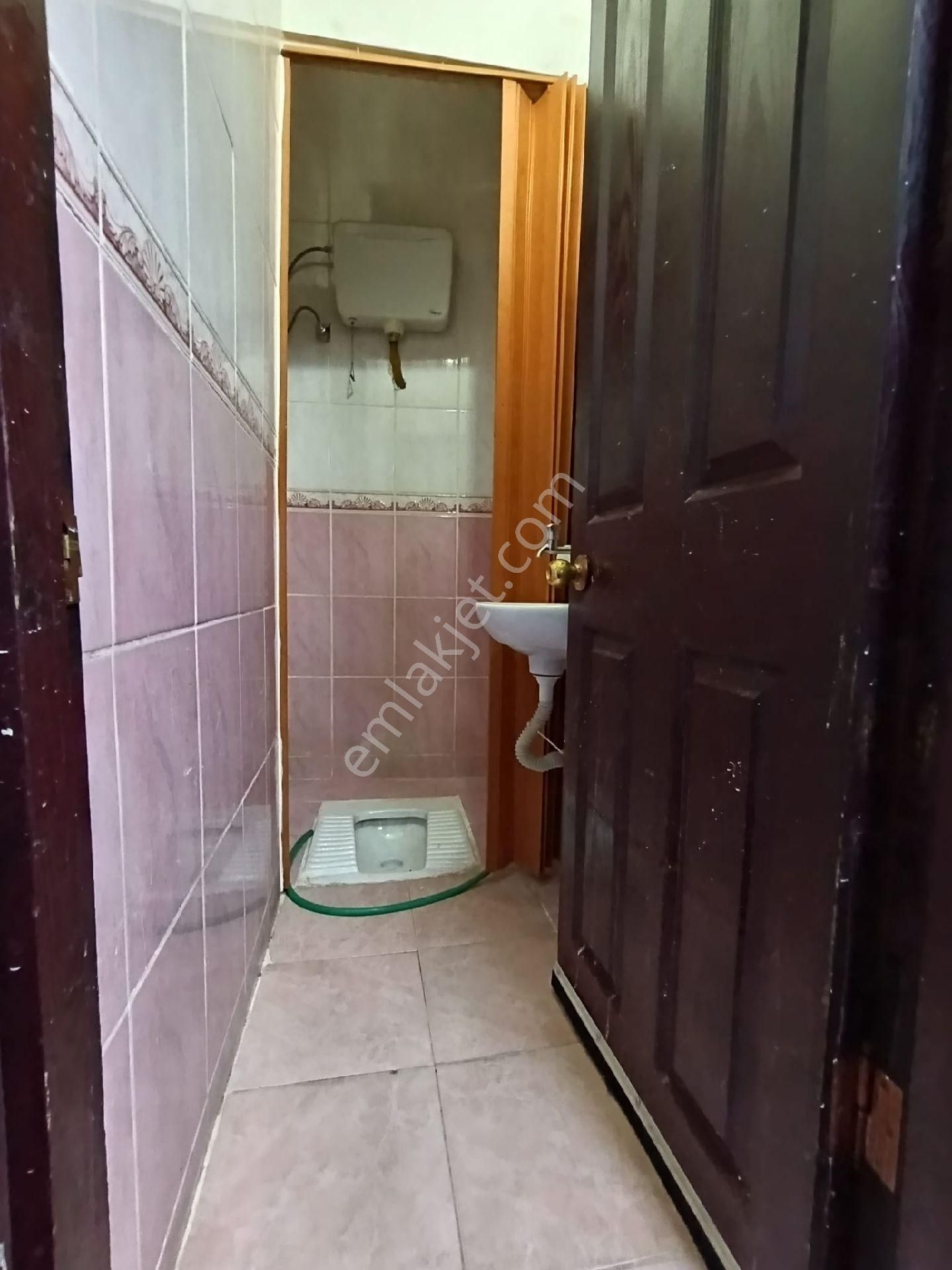 Yeşilyurt Reis Mahallesi'nde 55 M2 Wcli - Görsel 3