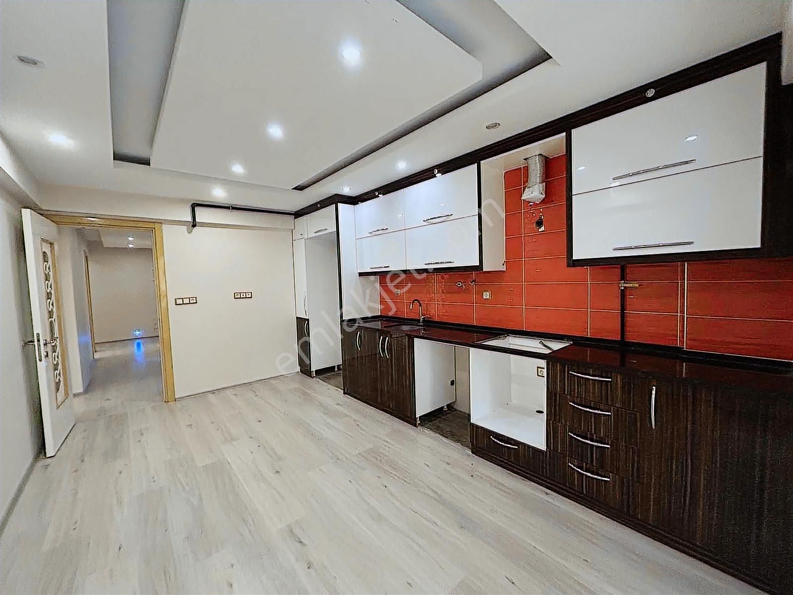 Adalet Mahallesin'de 170 M2 3+1 Ebeveyn Banyolu Kiralık Daire