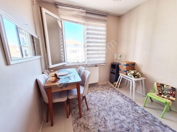 Ümraniye Ana Cadde Üzerinde Çift Cephe Bakımlı Satılık 2+1 - Görsel 12