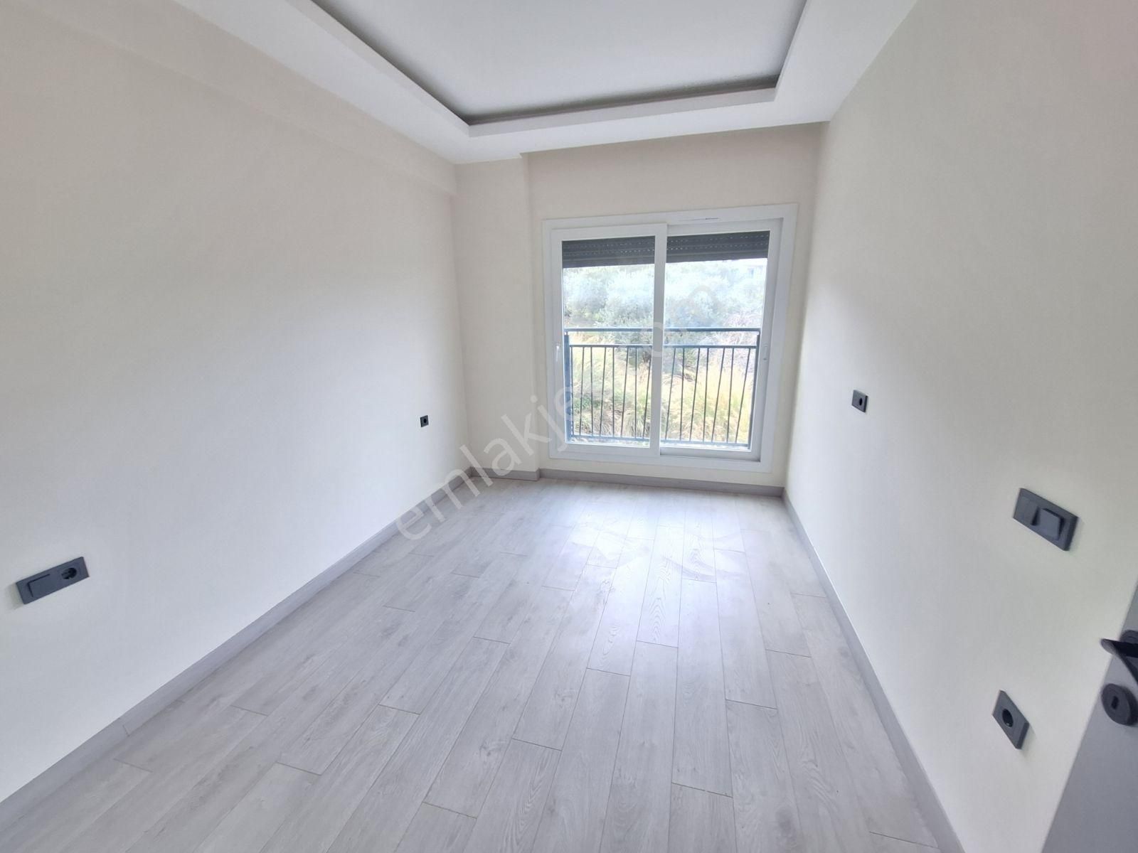 Kuşadası Deĝìrmendere Mahallesìnde Sıfır Doĝalgazlı 1+1 Daìre - Görsel 7