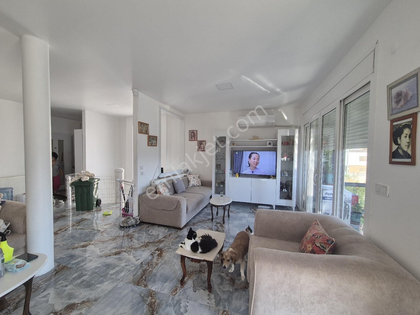 Kuşadası Kadınlar Denizi'nde Villa - Görsel 29