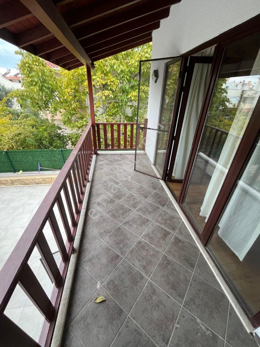Altınoluk Denize 200 M 4+1 Müstakil Villa - Görsel 18