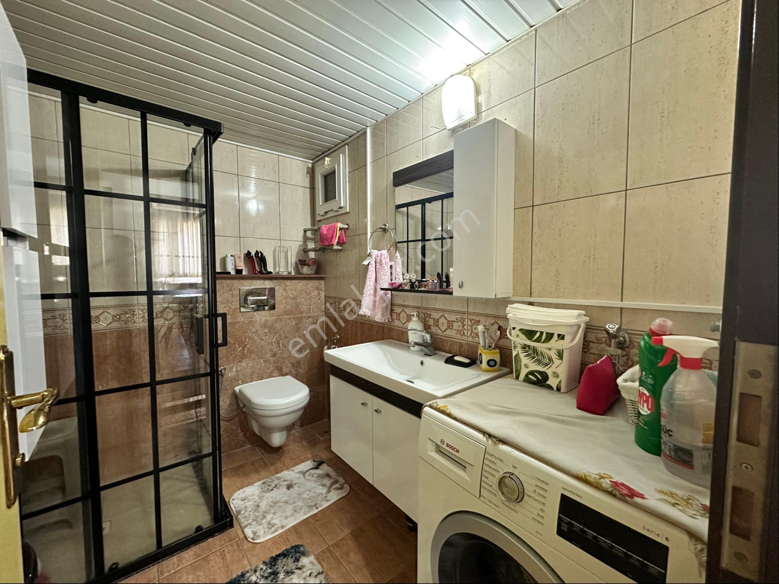 Etiler’de Asansörlü Ara Katta Çok Geniş 2+1 - Görsel 12