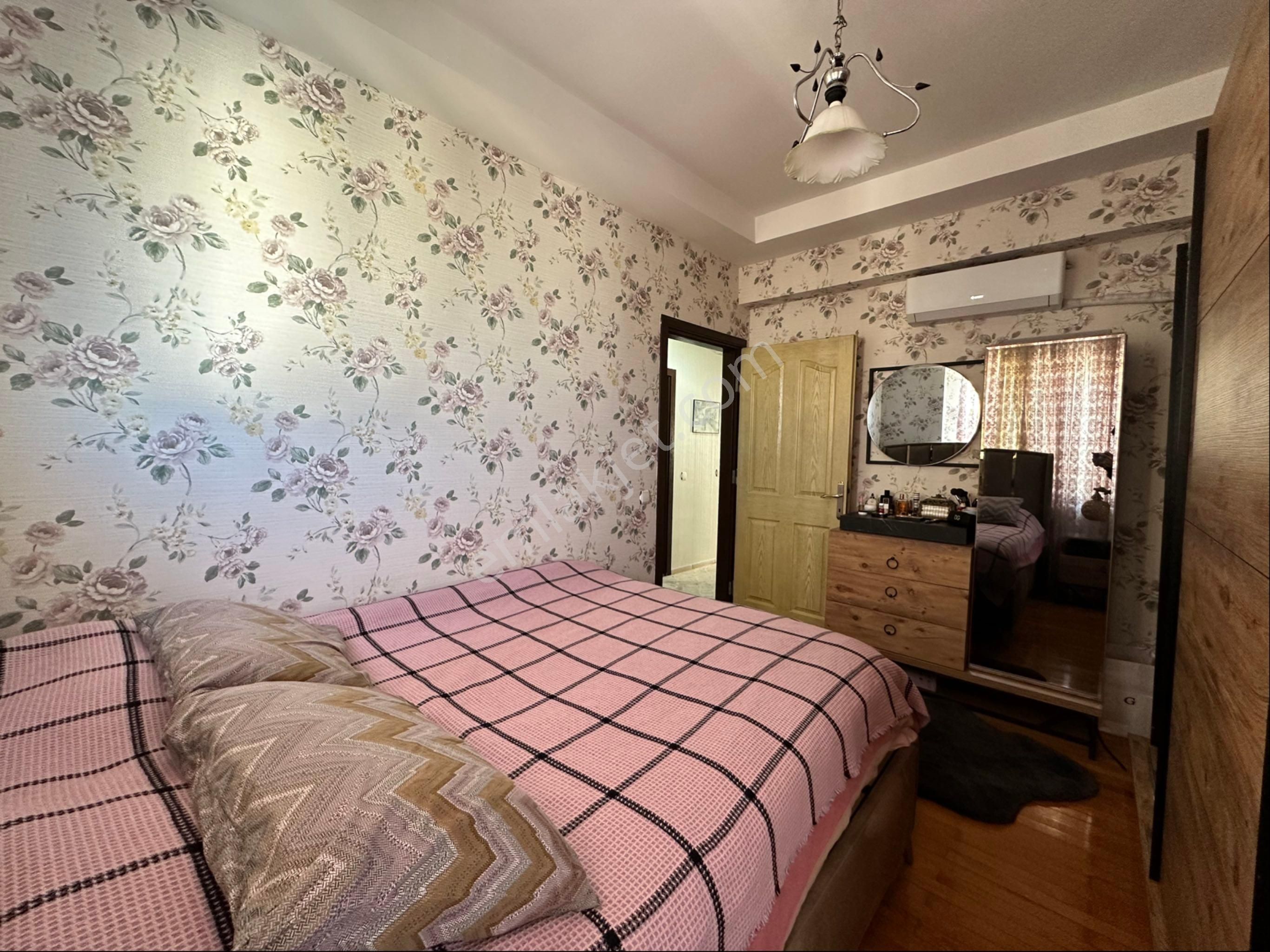 Etiler’de Asansörlü Ara Katta Çok Geniş 2+1 - Görsel 10