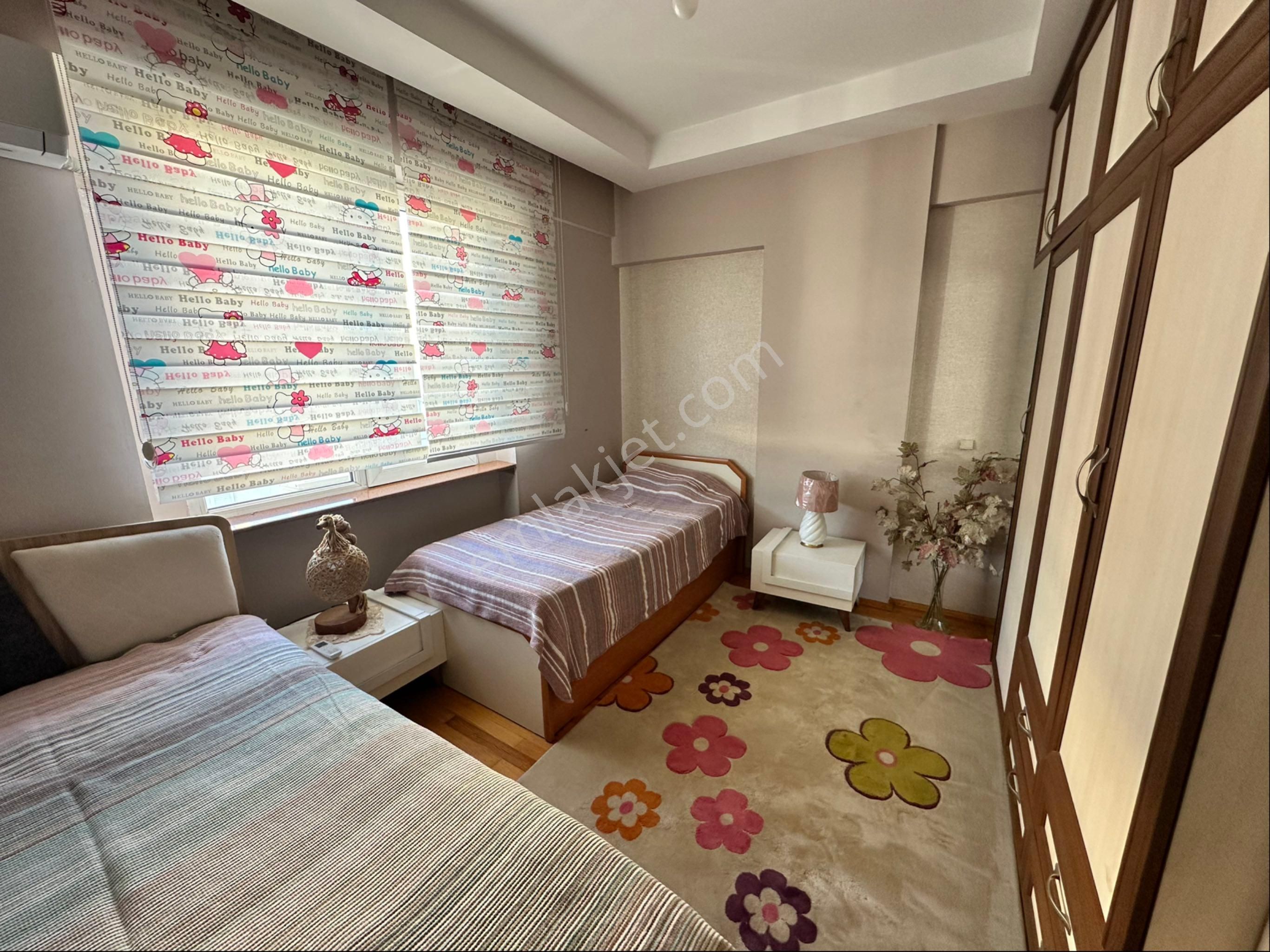 Etiler’de Asansörlü Ara Katta Çok Geniş 2+1 - Görsel 13