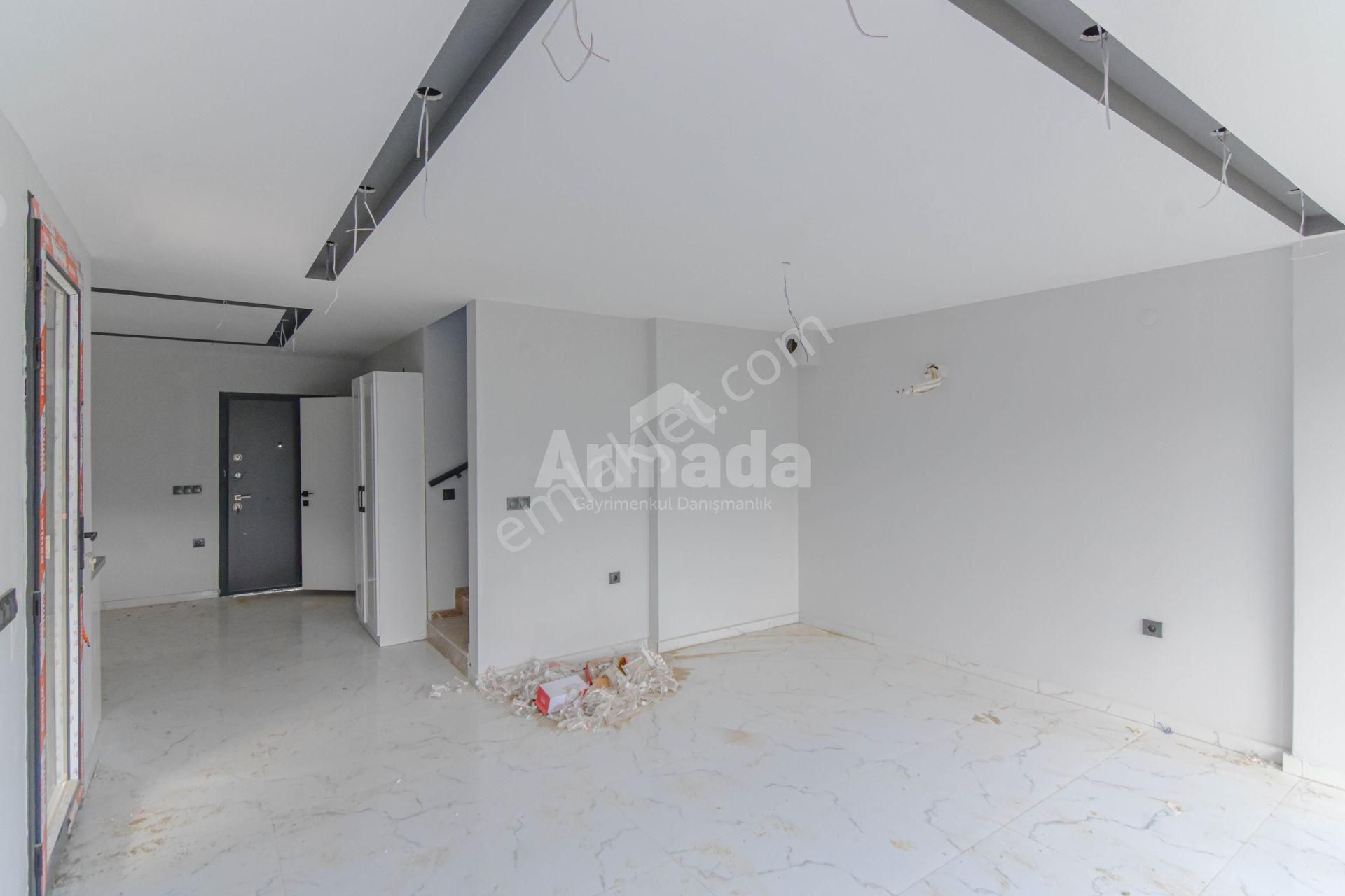 Kuşadası Davutlar'da Denize Yürüme Mesafesinde 3+1 Villa - Görsel 4