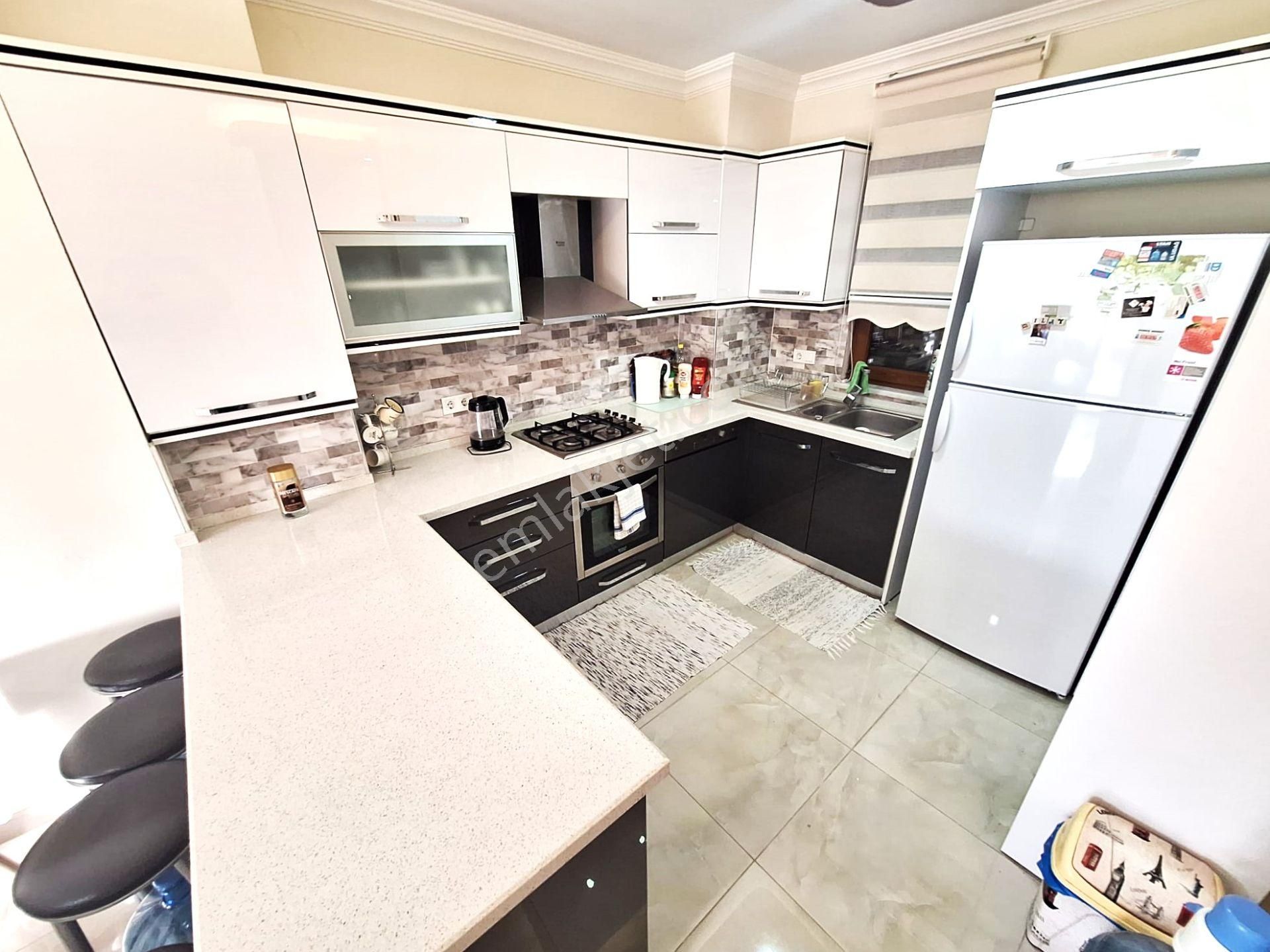 💎güre'de Aygülden💎denize 250 Mt Nezih Site İçi Köşe Ön Cephe Full Eşyalı Bahçeli 3+1 Satılık Villa - Görsel 5