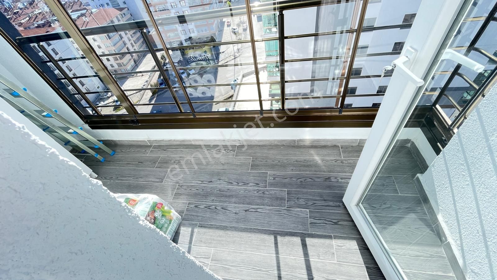 Pursaklar Saray Mehmet Zengin Emlak'tan Otoparklı 9.kat 3+1 Lüks Sitede Daire - Görsel 33