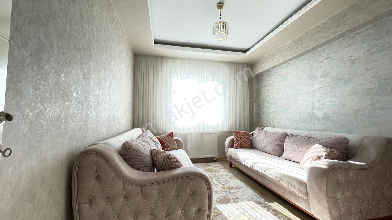 Pursaklar Saray Mehmet Zengin Emlak'tan Otoparklı 9.kat 3+1 Lüks Sitede Daire - Görsel 15