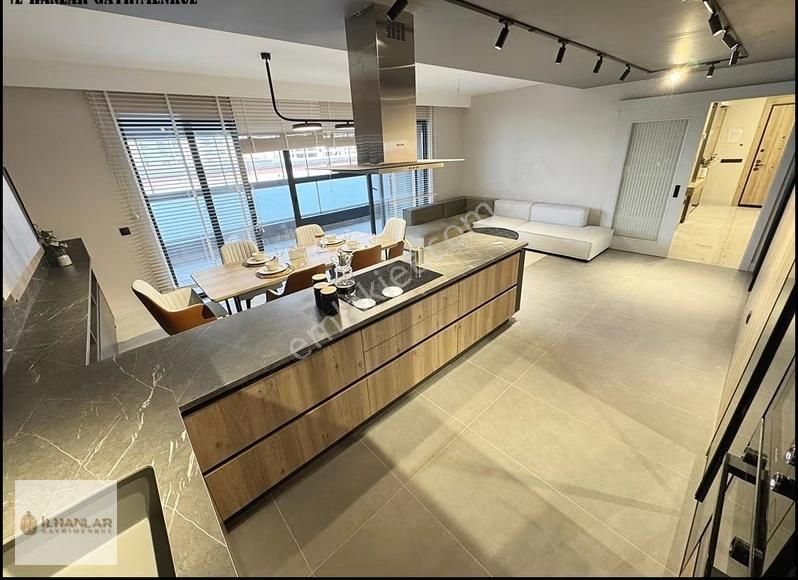 Ovacık Mahallesinde Başkent Bulvar Üzeri Katta Lüx Yapıda Satılık 4+1 - Görsel 3