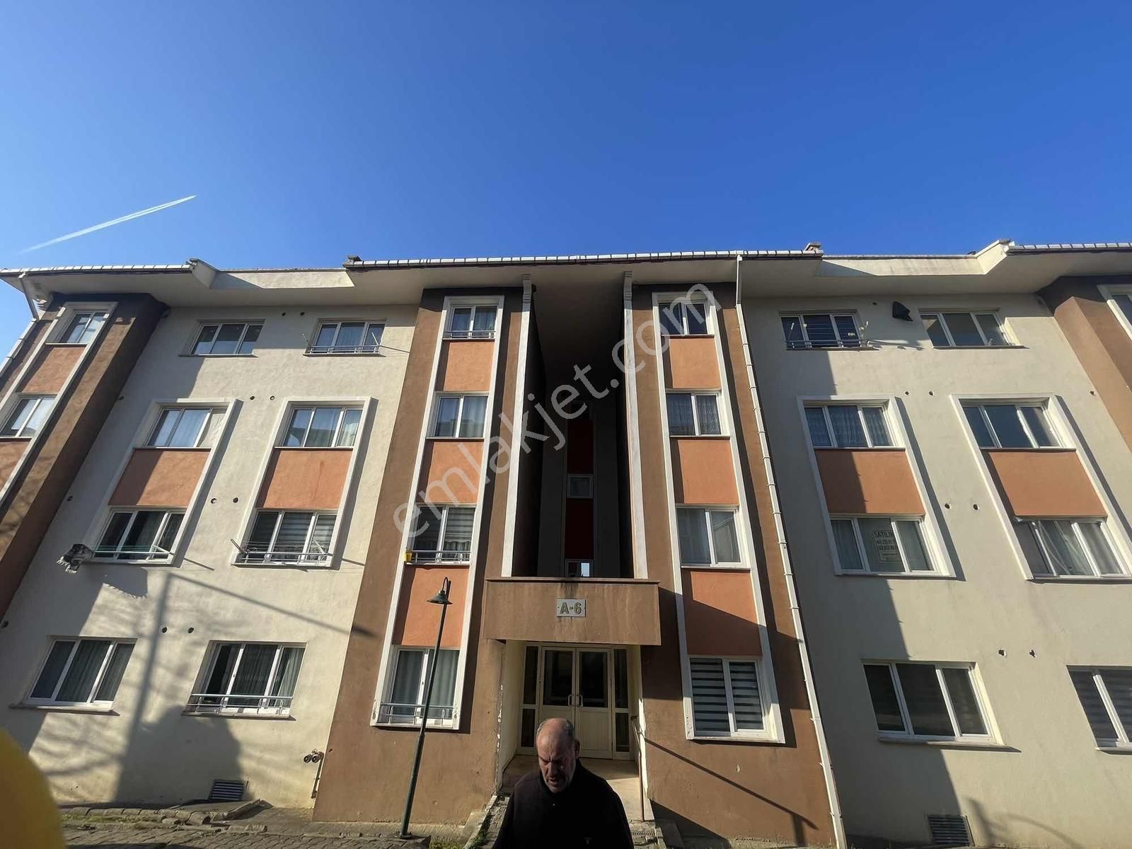 Yıldızlı Toki'de Satılık 1+1 Daire