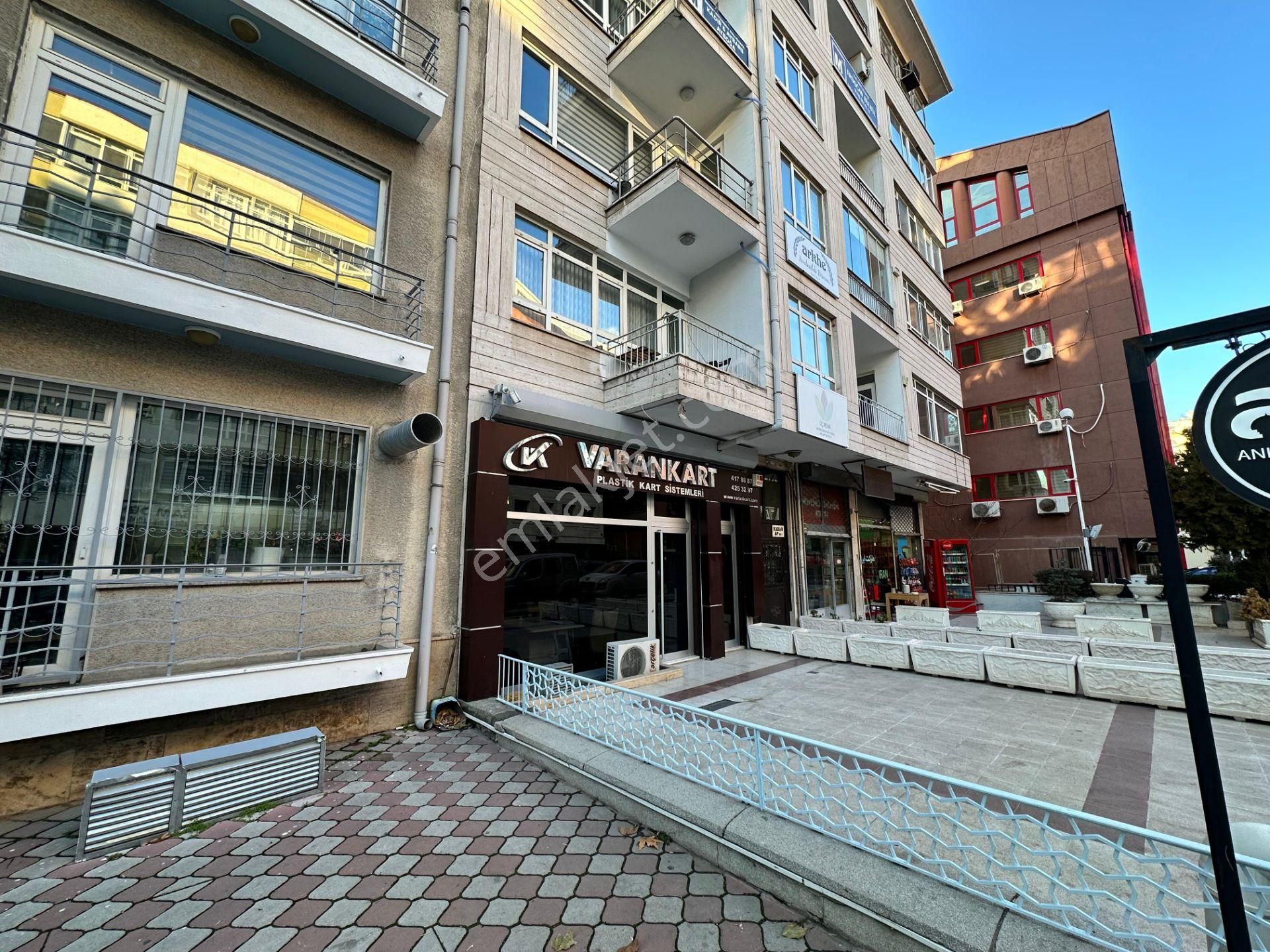 Kavaklıdere Kızılırmak'da Sanayi Elektirikli Havalandırmalı - Görsel 19