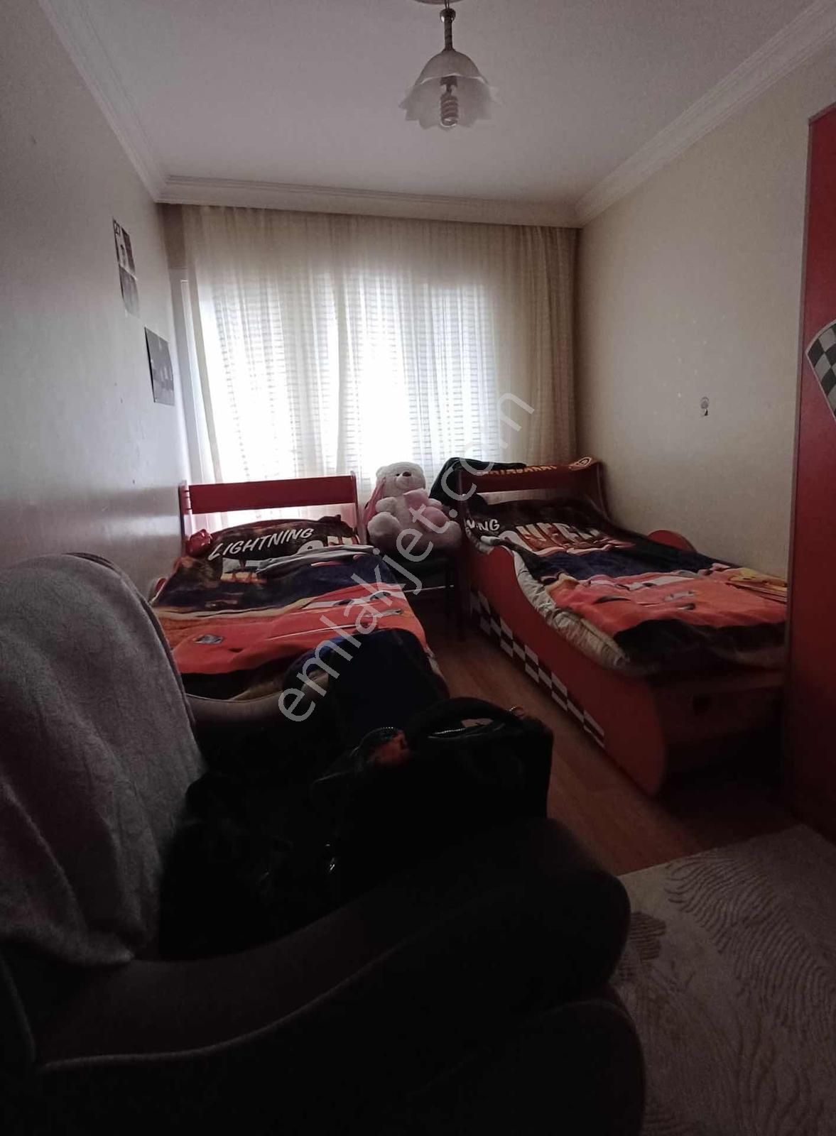 Türker Emlak | Hastane Yakını 3+1 140m2 Doğalgazlı Arakat Daire - Görsel 4