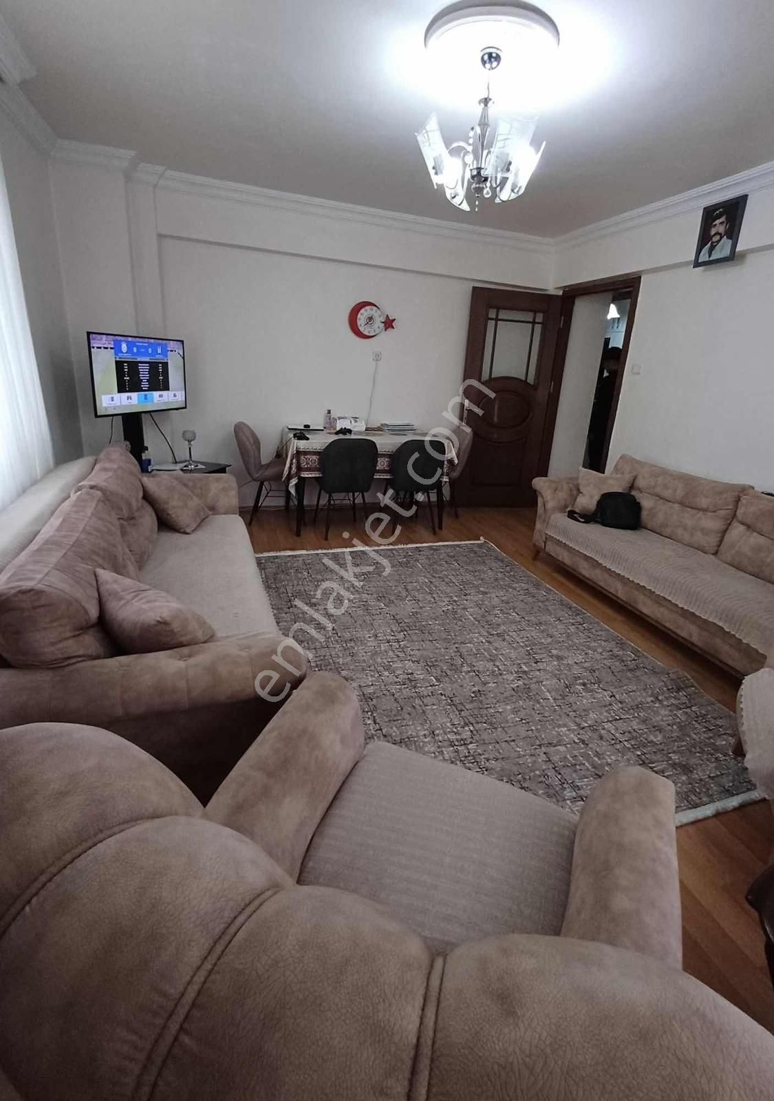 Türker Emlak | Hastane Yakını 3+1 140m2 Doğalgazlı Arakat Daire - Görsel 9