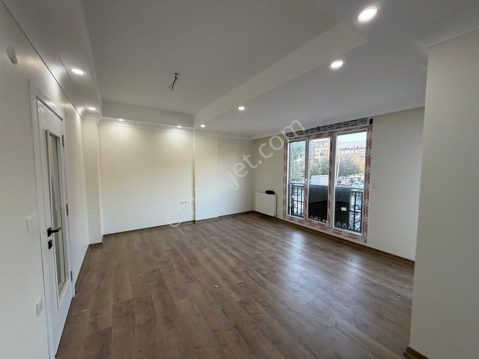 Bahçelievler Merkez Mh. Sıfır Oturuma Hazır Kapalı Otoparklı 2+1 Lüks Asansörlü - Görsel 2