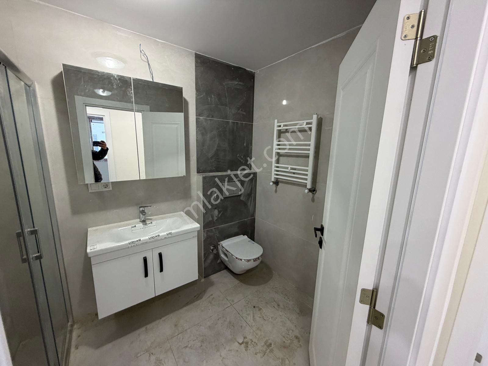 Bahçelievler Merkez Mh. Sıfır Oturuma Hazır Kapalı Otoparklı 2+1 Lüks Asansörlü - Görsel 17