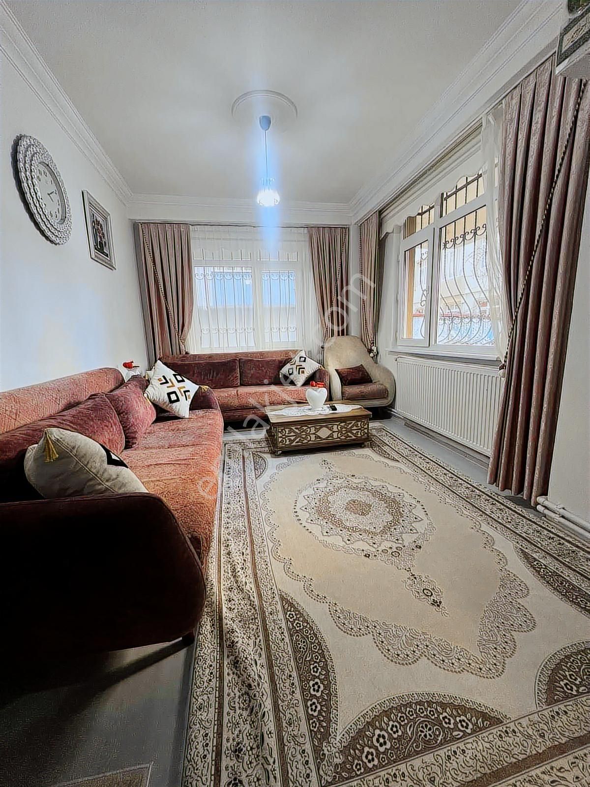 Aktaş Gayrimenkul'den Çobançeşme 2+1 Satılık Daire