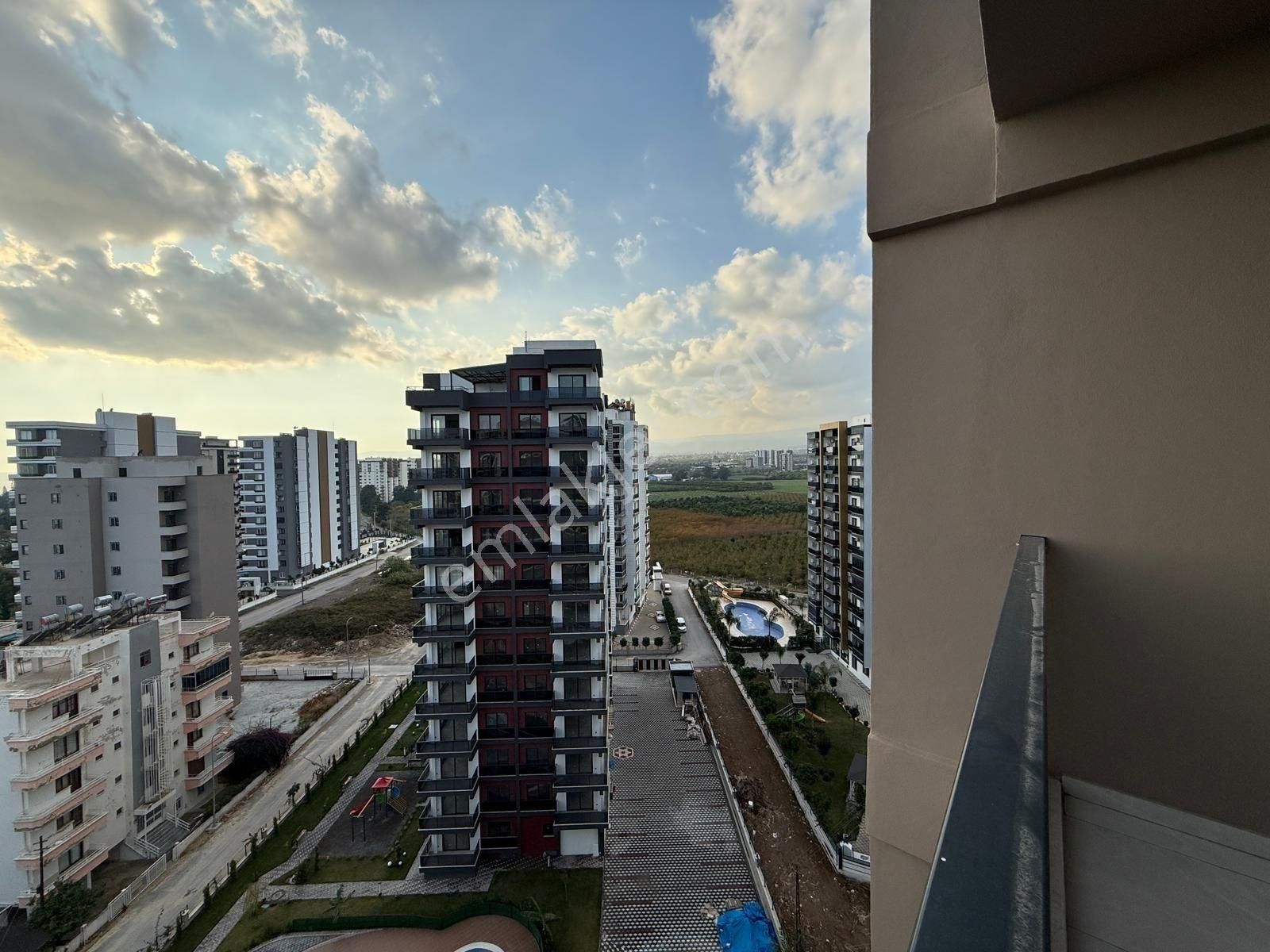 Thor'dan Kiralık Kargıpınarı Liparis Kremlin Eşyalı 1+1 Daire - Görsel 3
