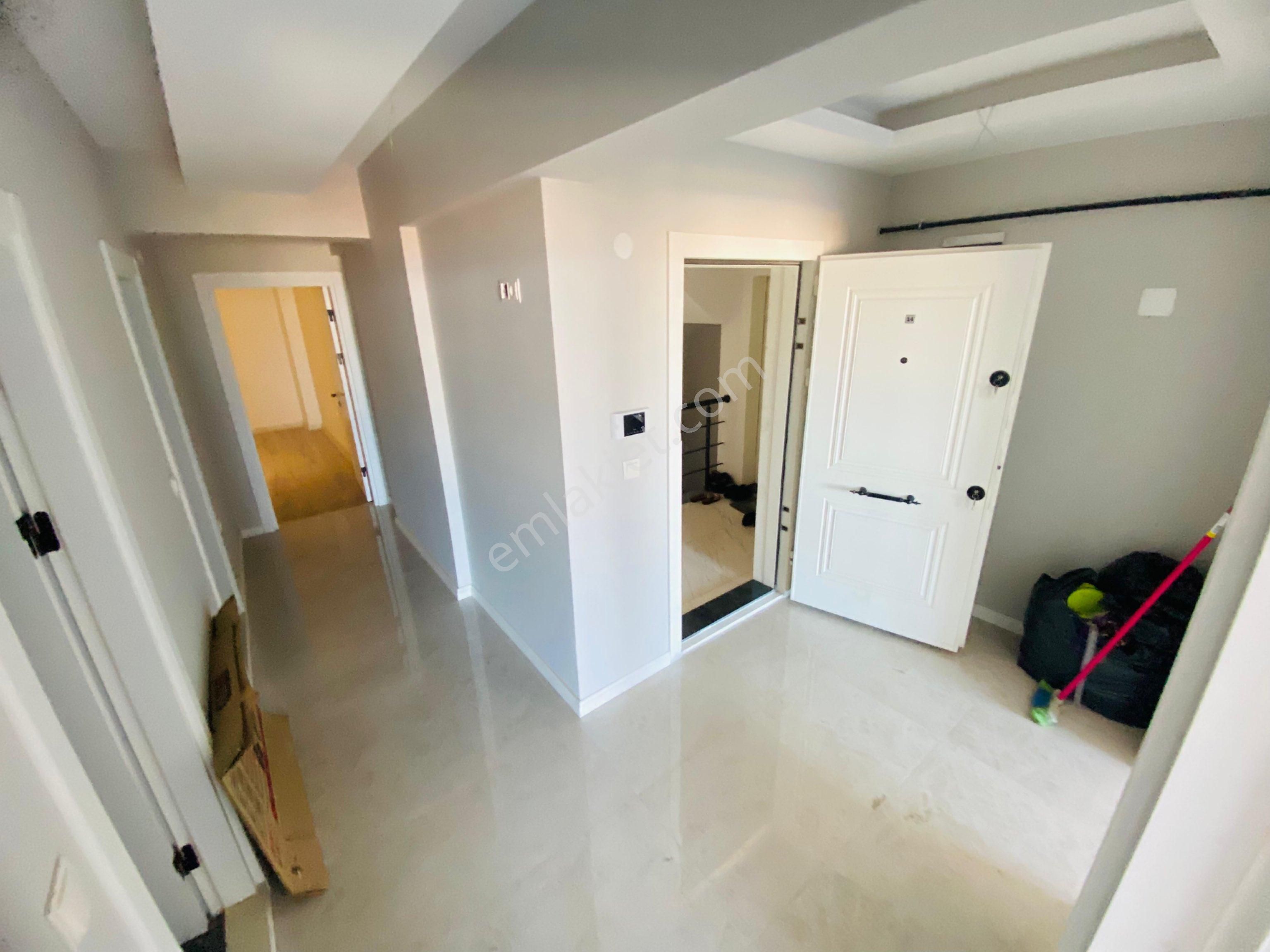 Furkan Emlaktan İlyasköy Mh. 2+1 4.kat 105m2 Deniz Manz. Caddeye Cephe Sıfır Fırsat Daire - Görsel 7