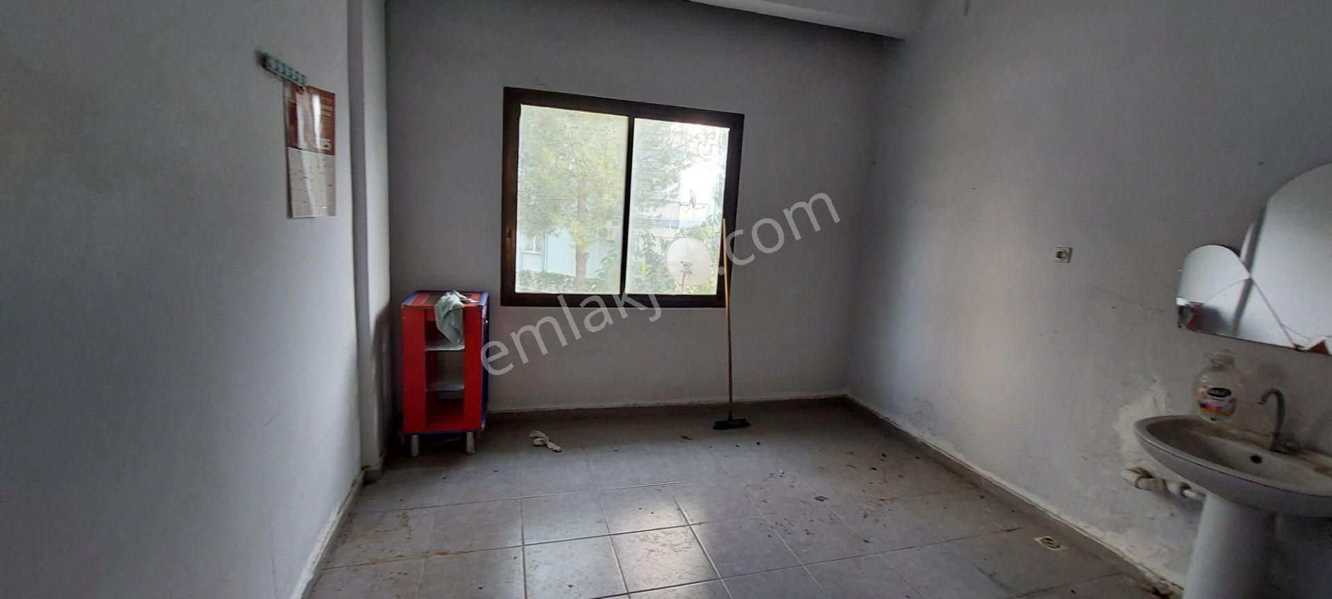 Karşıyaka Zübeyde Hnm Mah. İş Merkezinde Kiralık İşyeri Kanıt Emlaktan - Görsel 15