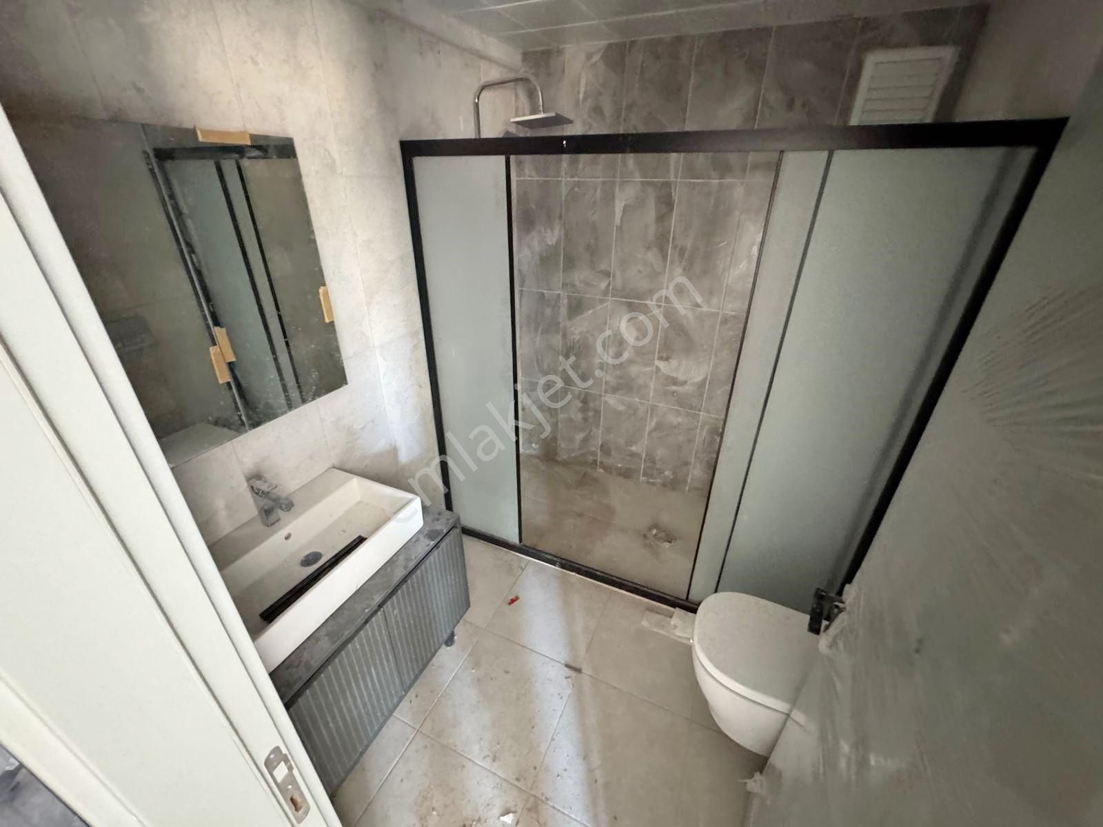 Ovacık Mahallesinde Bulvar Paraleli Katta Lüx Yapıda Satılık 4+1 - Görsel 30