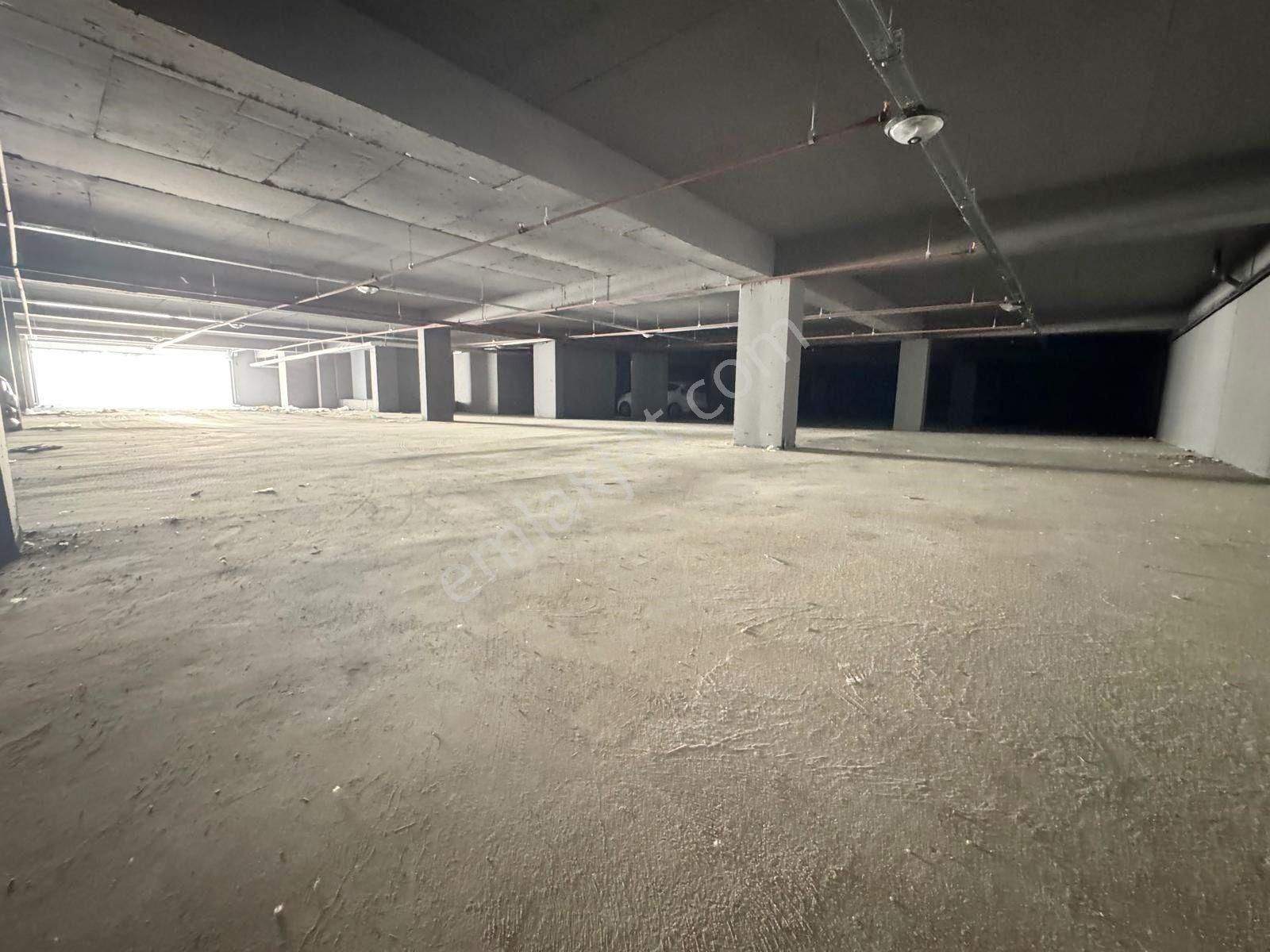 Ovacık Mahallesinde Bulvar Paraleli Katta Lüx Yapıda Satılık 4+1 - Görsel 33