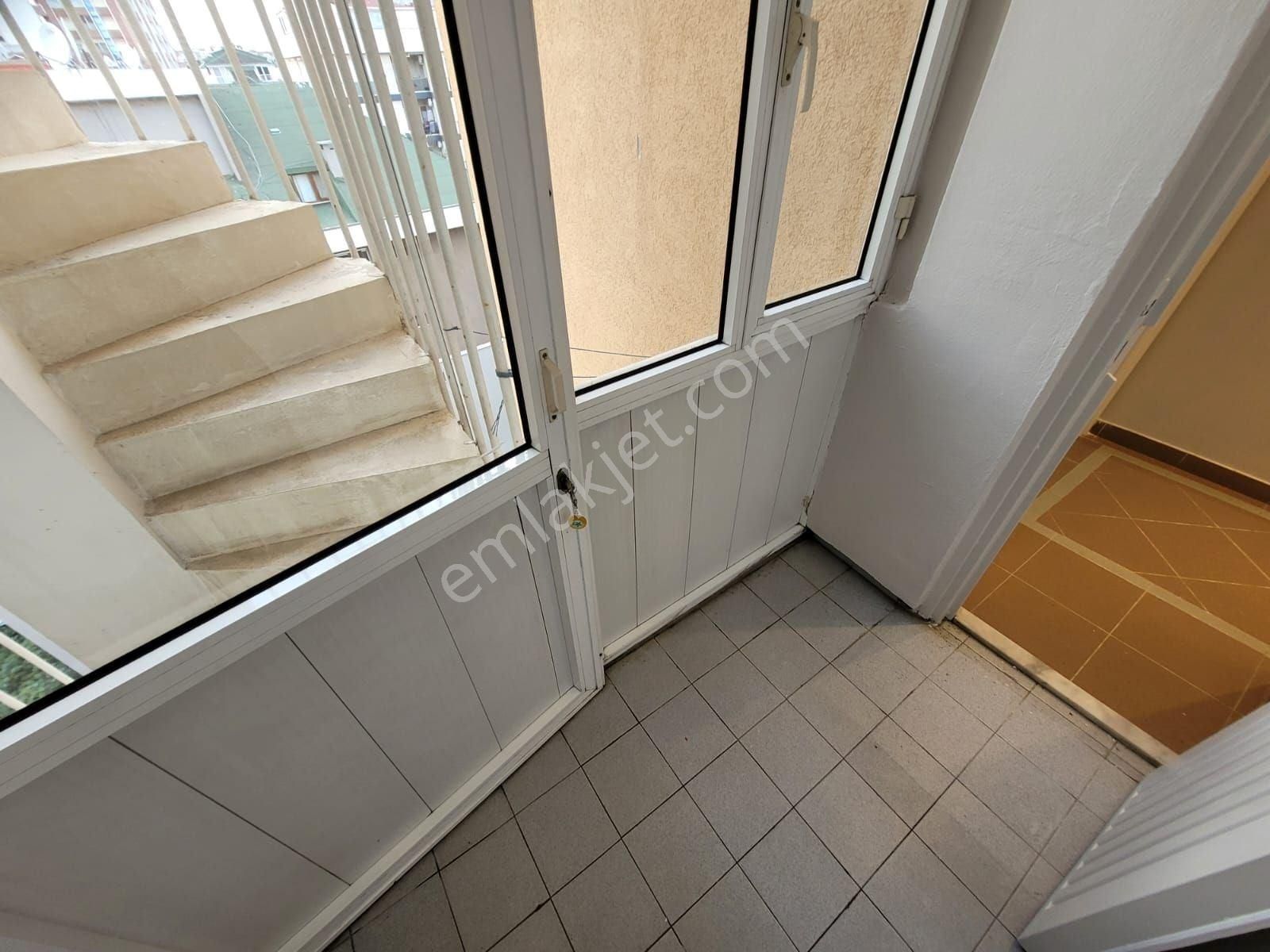 Kızıltoprak Sahilde Kalamış Parkına 2 Adım Mesafede Masrafsız 3+1 - Görsel 29