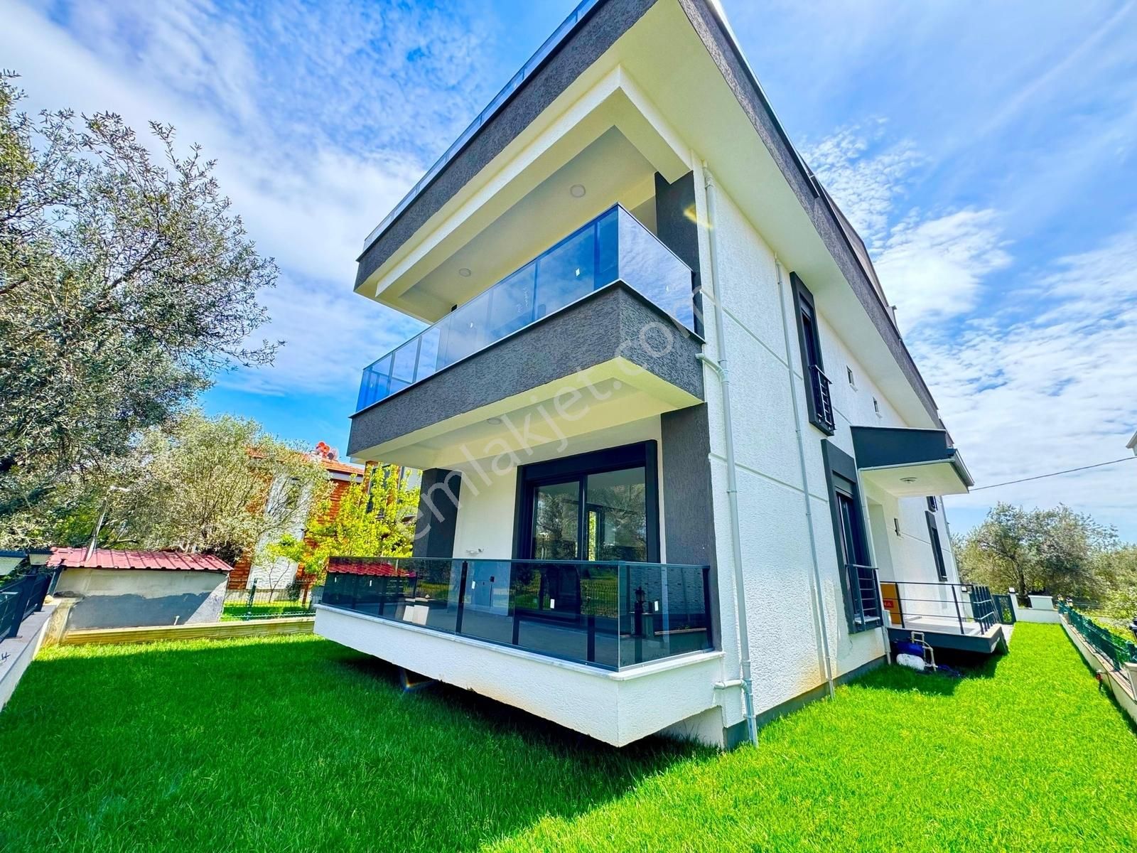 Gümüş'den Güre'de Deniz Ve Dağ Manzaralı Lüks 4+1 Müstakil Ev - Görsel 19