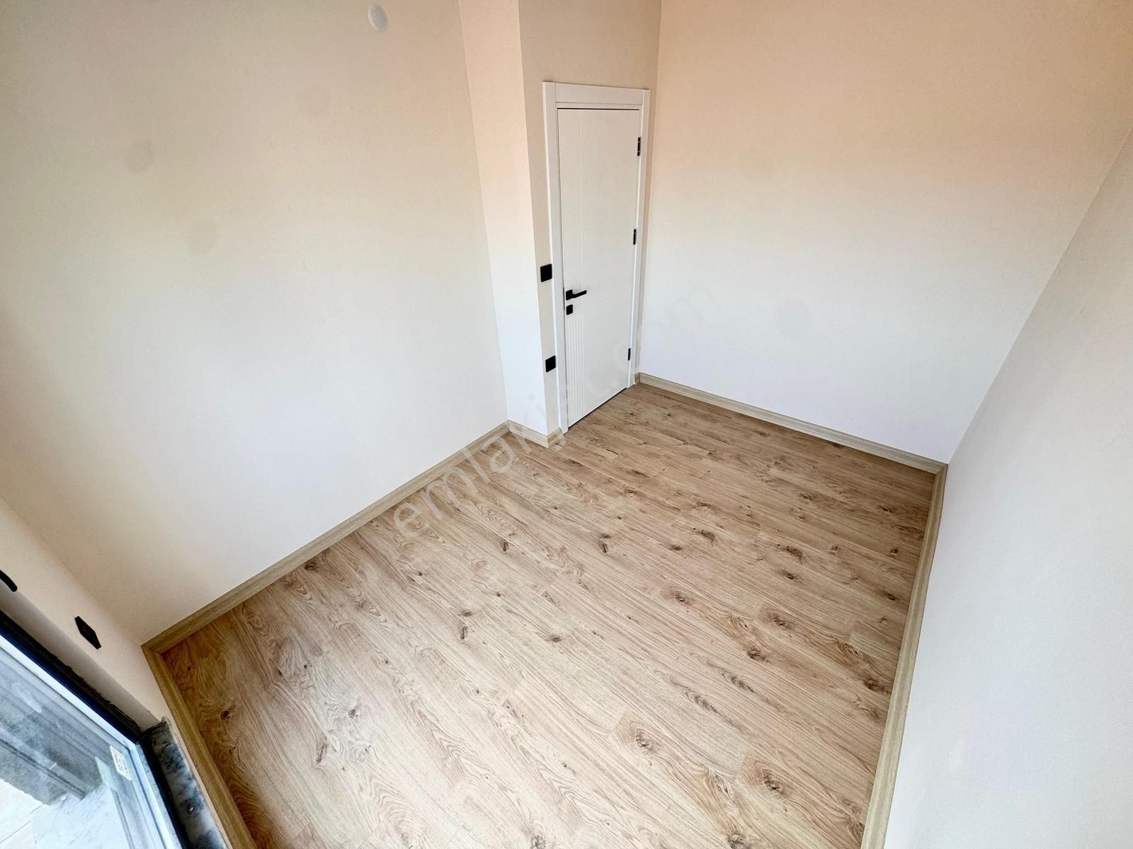 Gümüş'den Güre'de Deniz Ve Dağ Manzaralı Lüks 4+1 Müstakil Ev - Görsel 3