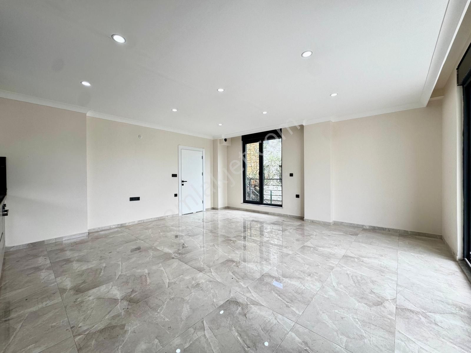 Gümüş'den Güre'de Deniz Ve Dağ Manzaralı Lüks 4+1 Müstakil Ev - Görsel 12