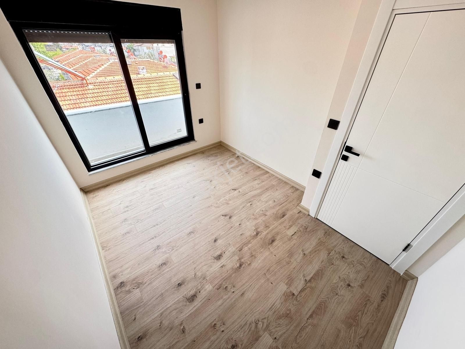 Gümüş'den Güre'de Deniz Ve Dağ Manzaralı Lüks 4+1 Müstakil Ev - Görsel 33